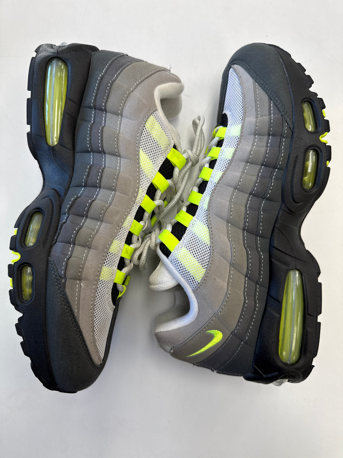 AIR MAX 95 OG BIG BUBBLE NEON - SIZE 11 (WORN)