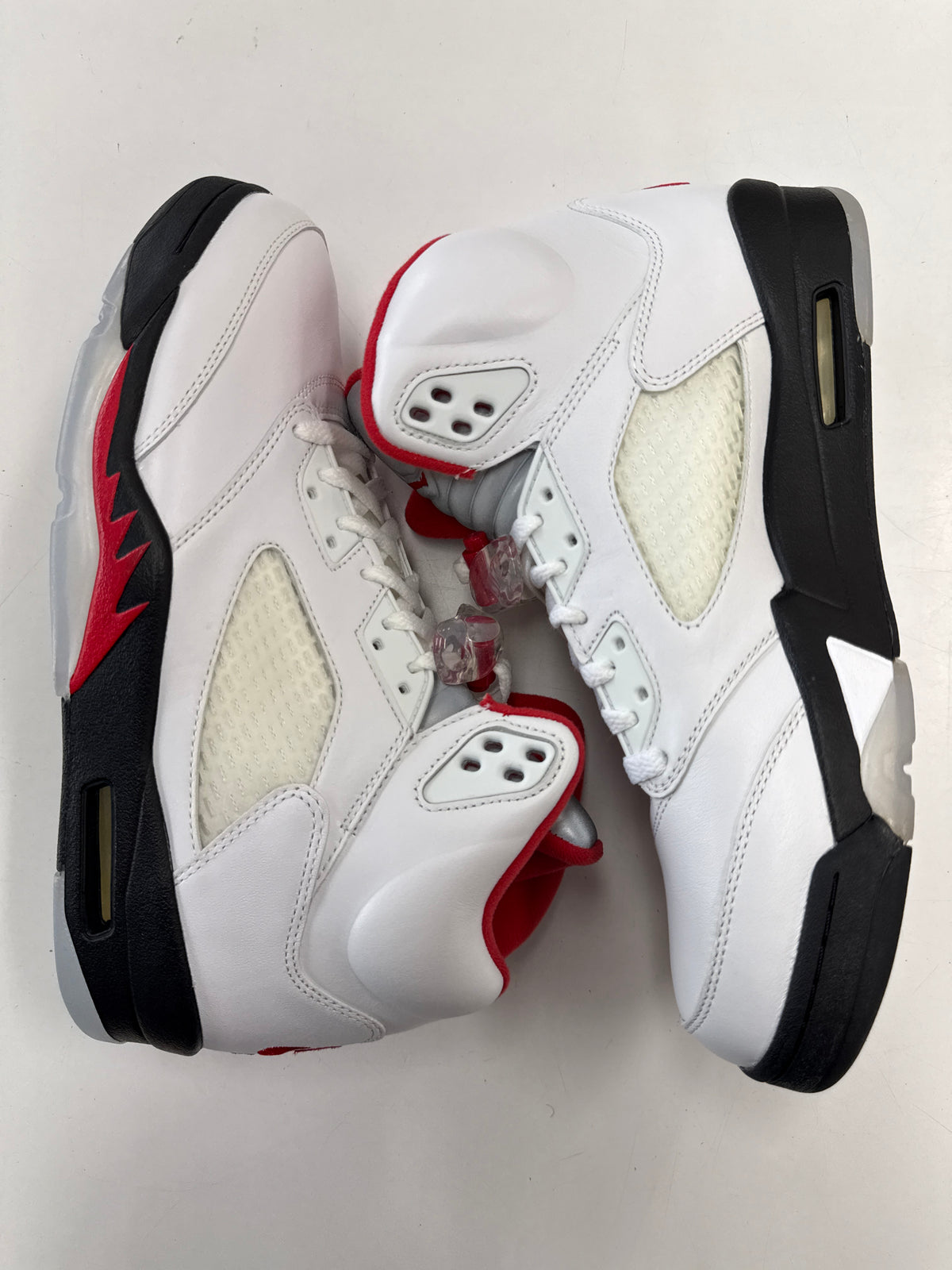 AIR JORDAN 5 FIRE RED SILVER TONGUE - SIZE 10 (WORN)