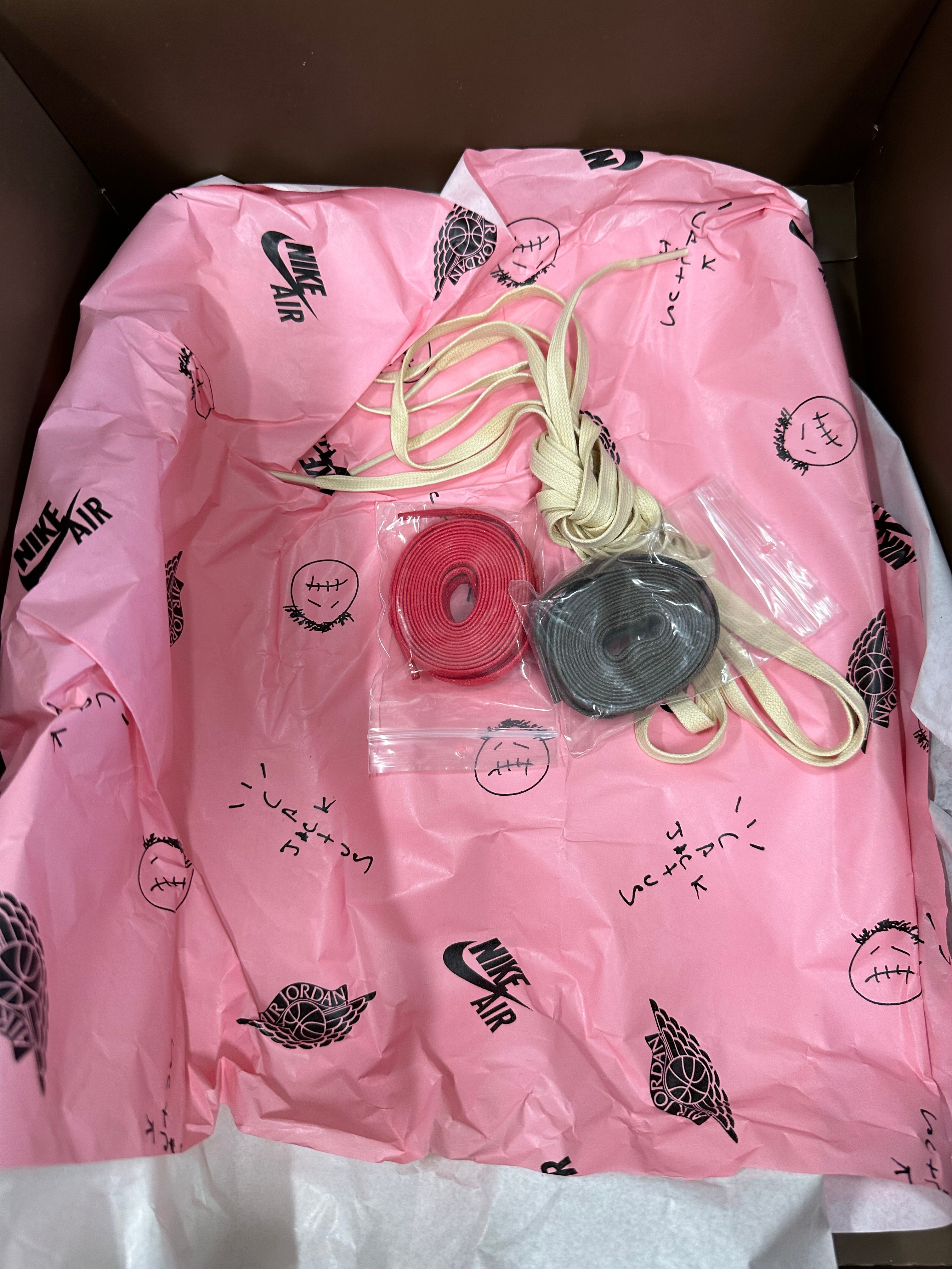 AIR JORDAN 1 LOW OG TRAVIS SCOTT REVERSE MOCHA - SIZE 13 (WORN