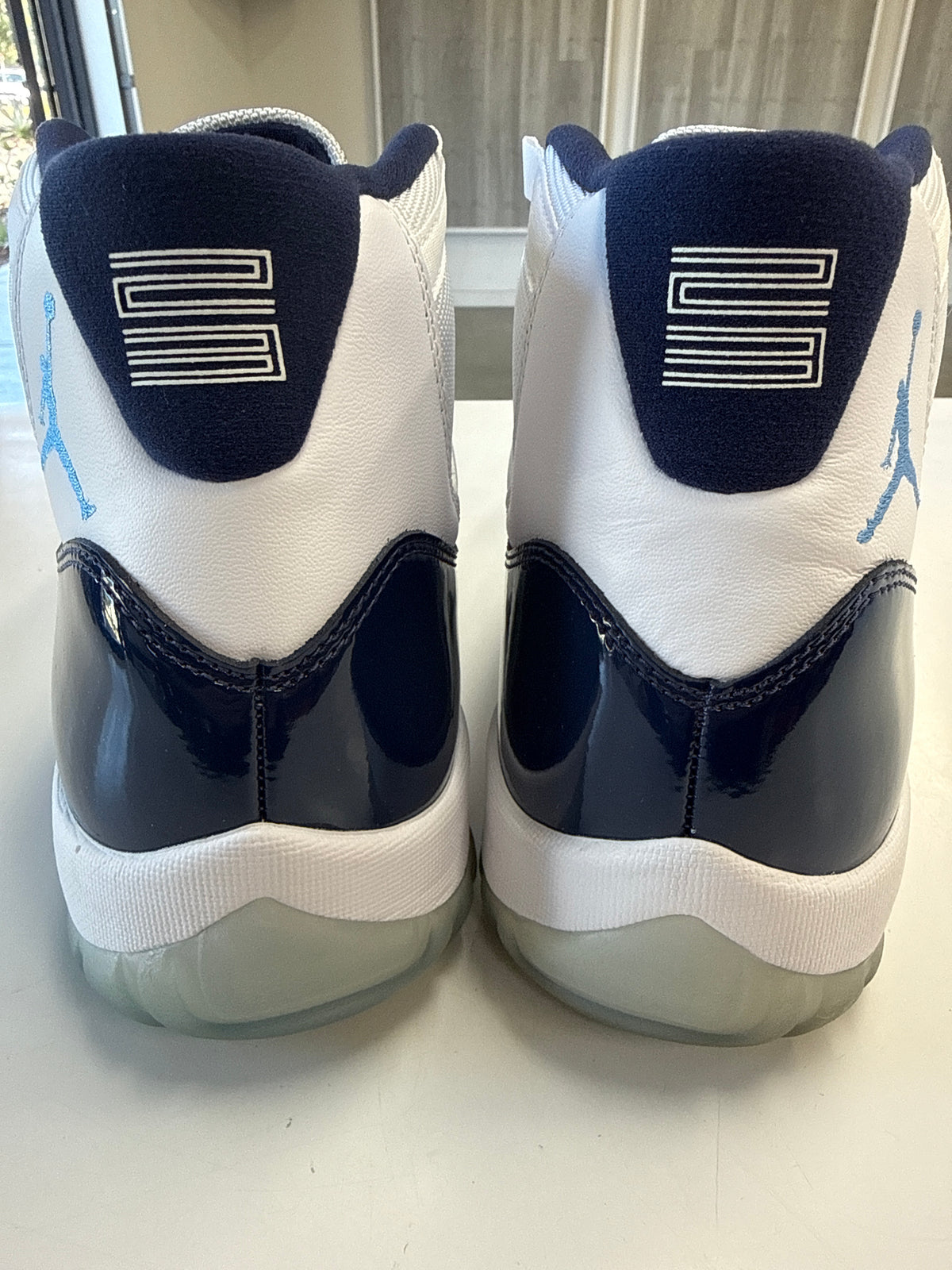 AIR JORDAN 11 WIN LIKE 82 - SIZE 13 (WORN)