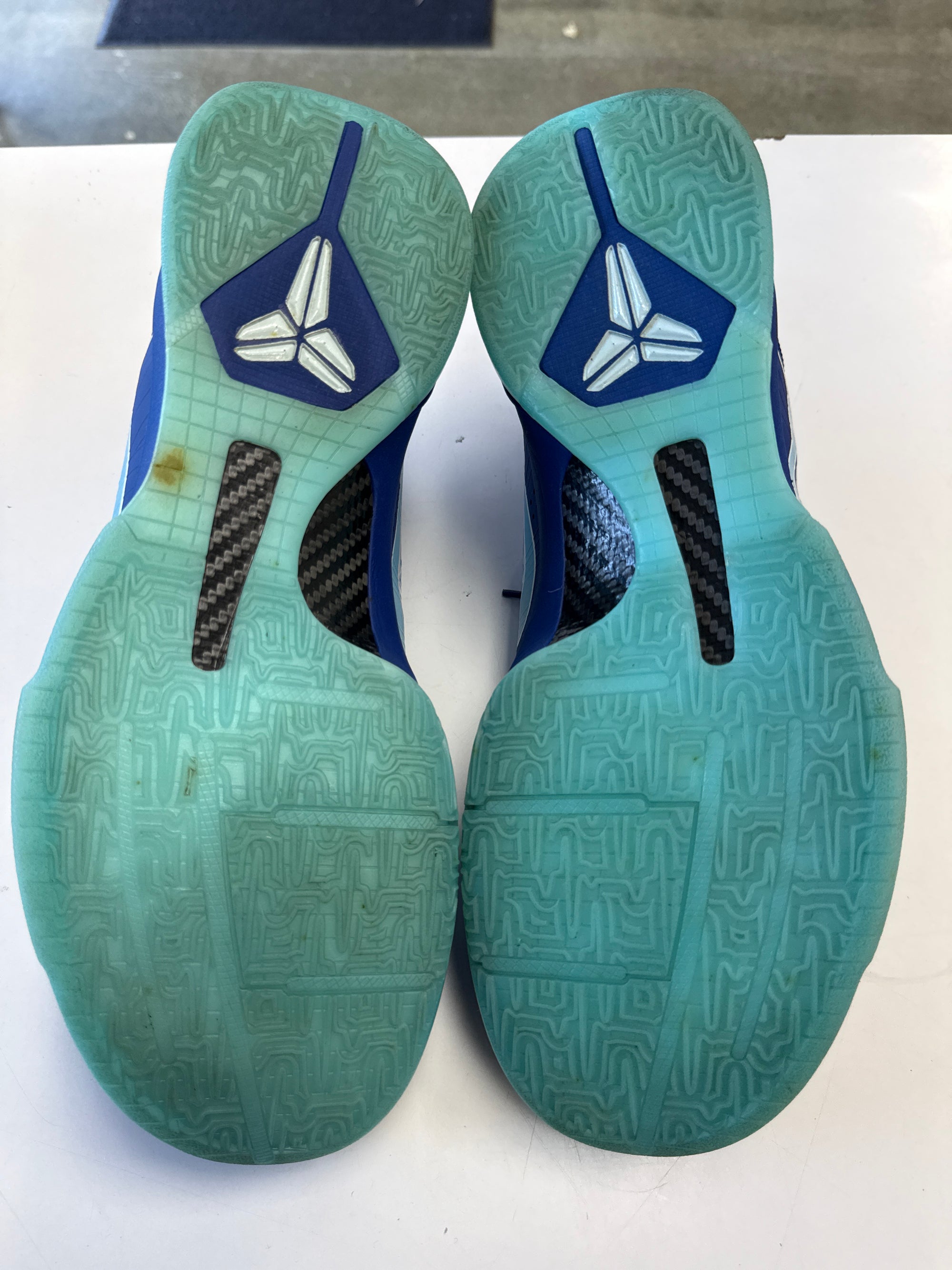 KOBE 5 PROTRO X- RAY - SIZE 13 (WORN)