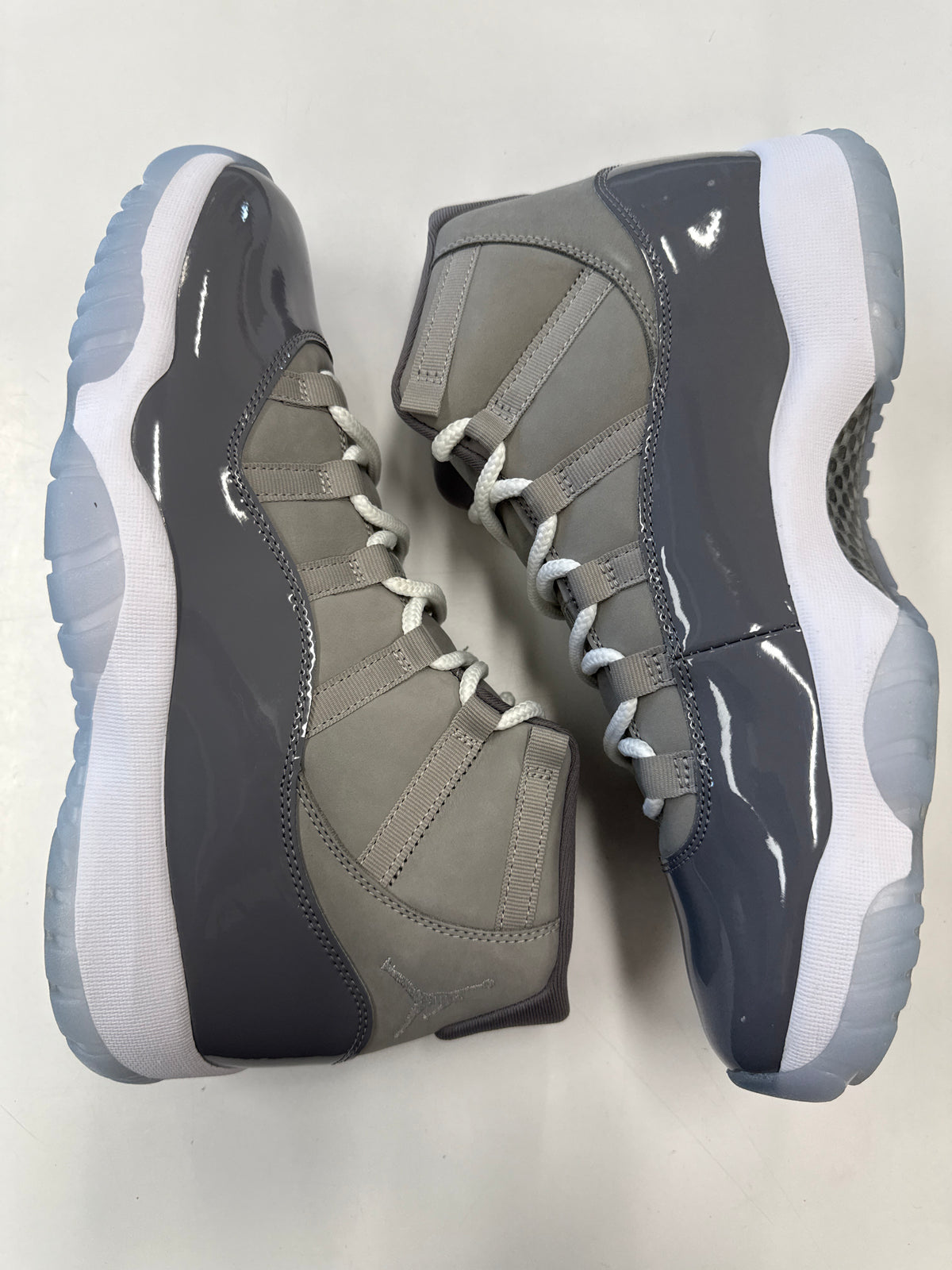 AIR JORDAN 11 COOL GREY 2021 - SIZE 12 (WORN)