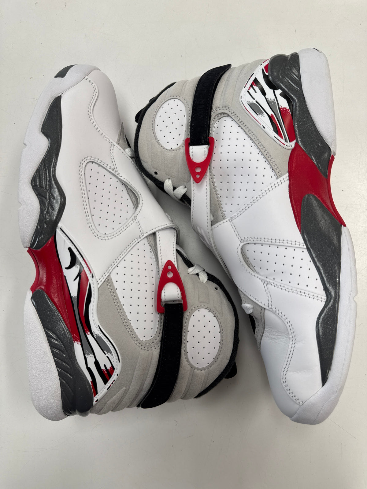 AIR JORDAN 8 WHITE TRUE RED 2025 - SIZE 11 (WORN)