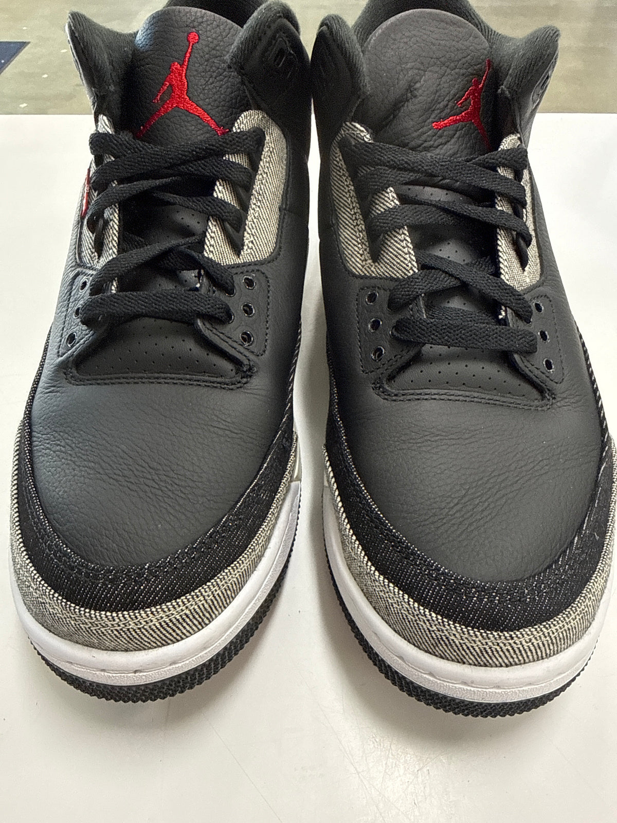 AIR JORDAN 3 LEVIS BLACK - SIZE 12 (WORN)