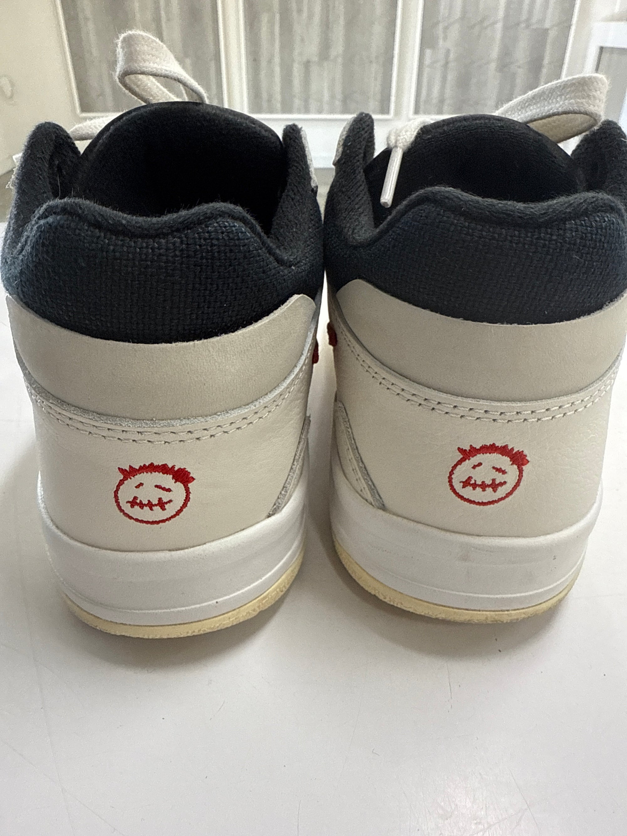 JORDAN JUMPMAN JACK TRAVIS SCOTT UNIVERSITY RED - SIZE 8.5 (WORN)
