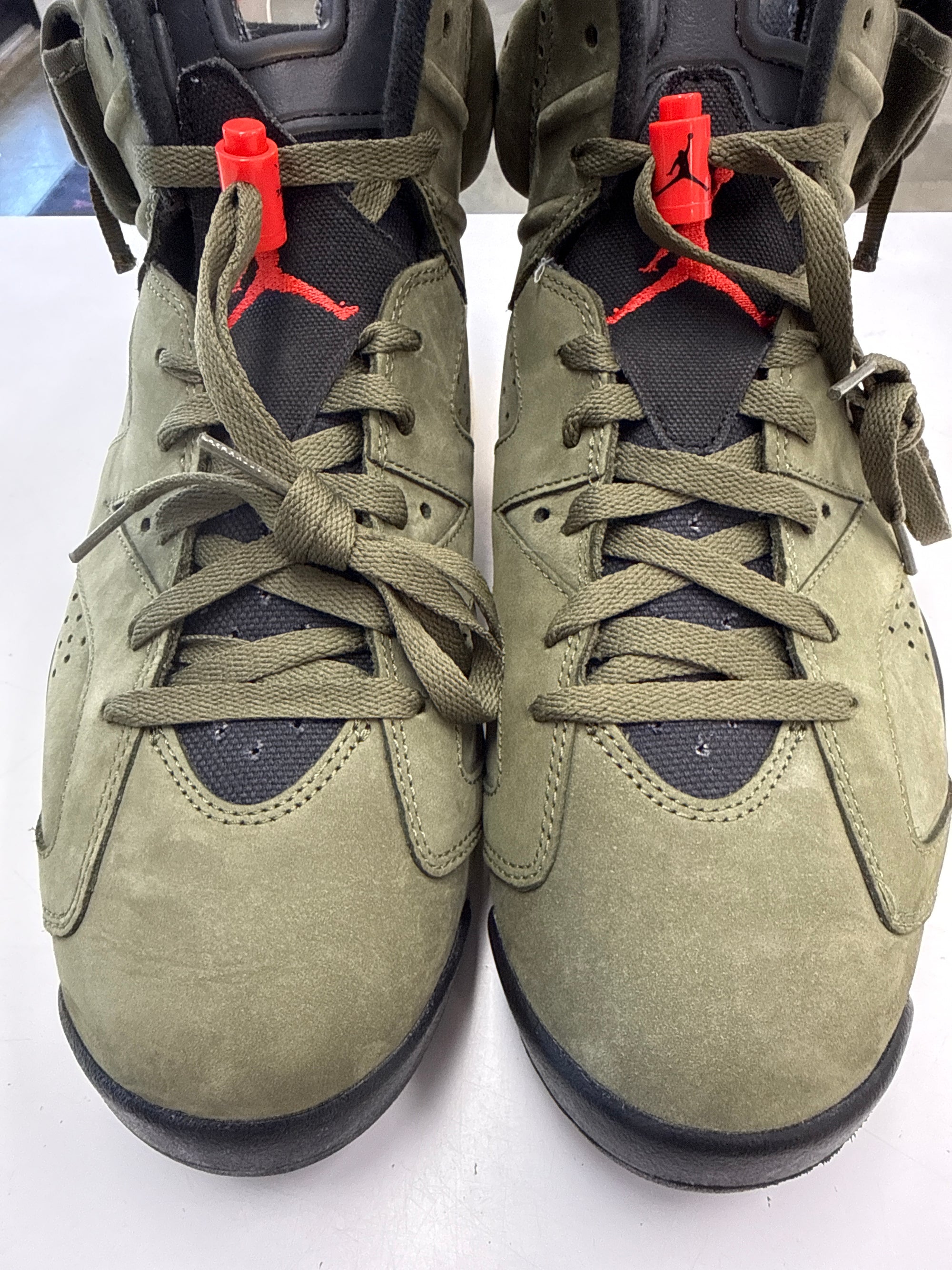 AIR JORDAN 6 OLIVE TRAVIS SCOTT - SIZE 11 (WORN)