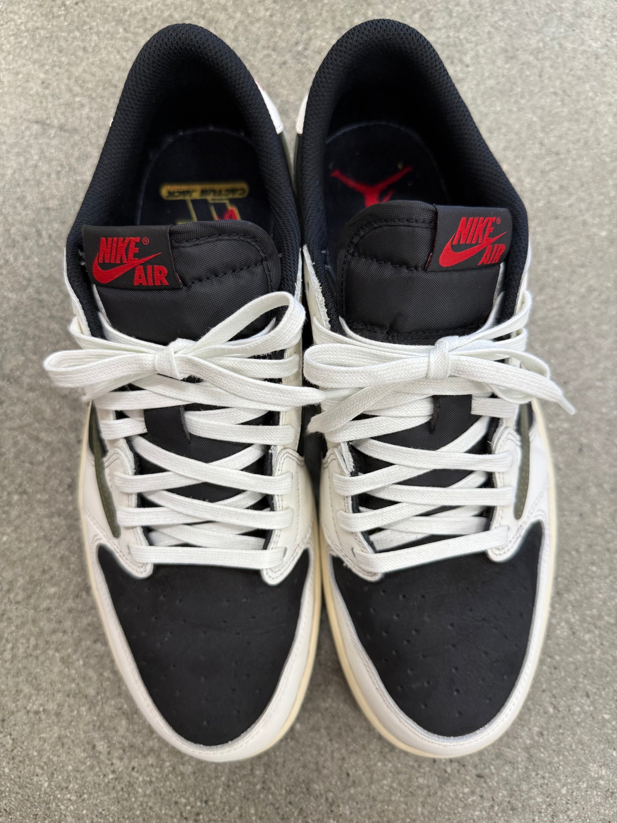 WMNS AIR JORDAN 1 LOW OG OLIVE - SIZE W11.5 M10 (WORN) - SUPER CLEAN