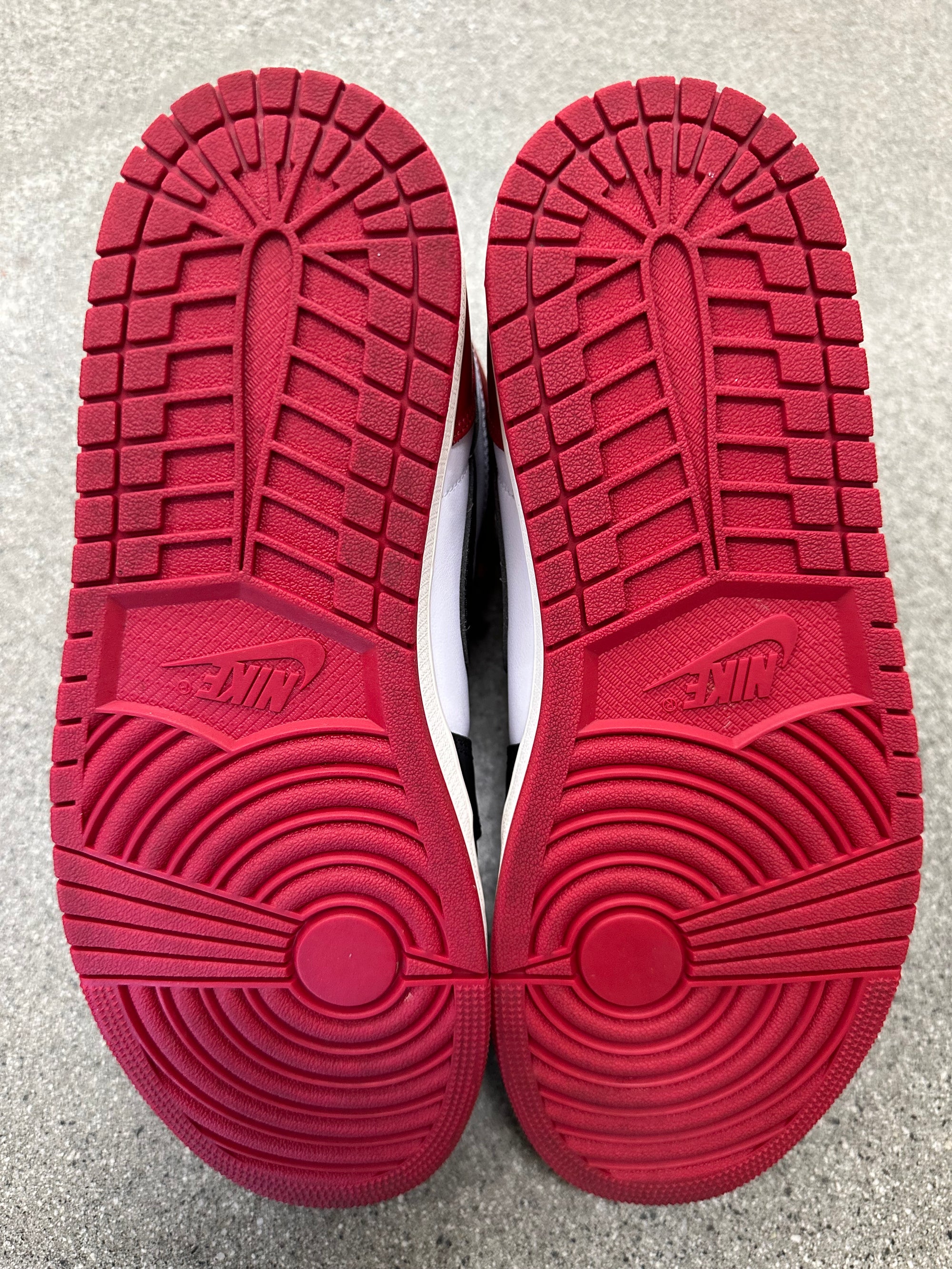 AIR JORDAN 1 HIGH BLACK TOE REIMAGINED - SIZE 10.5 (WORN)