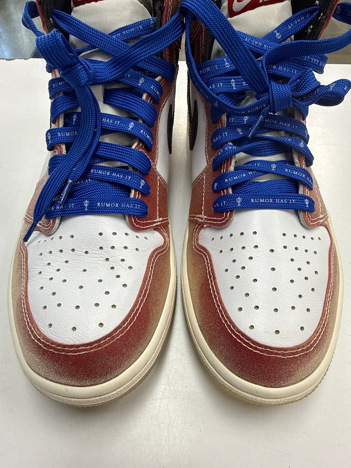 AIR JORDAN 1 HIGH TROPHY ROOM FRIENDS &amp; FAMILY - SIZE 10.5 (WORN)