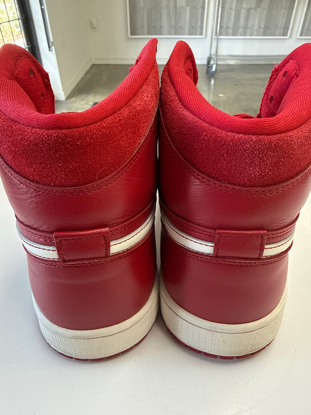 AIR JORDAN 1 HIGH GYM RED 2018 - SIZE 12 (WORN)