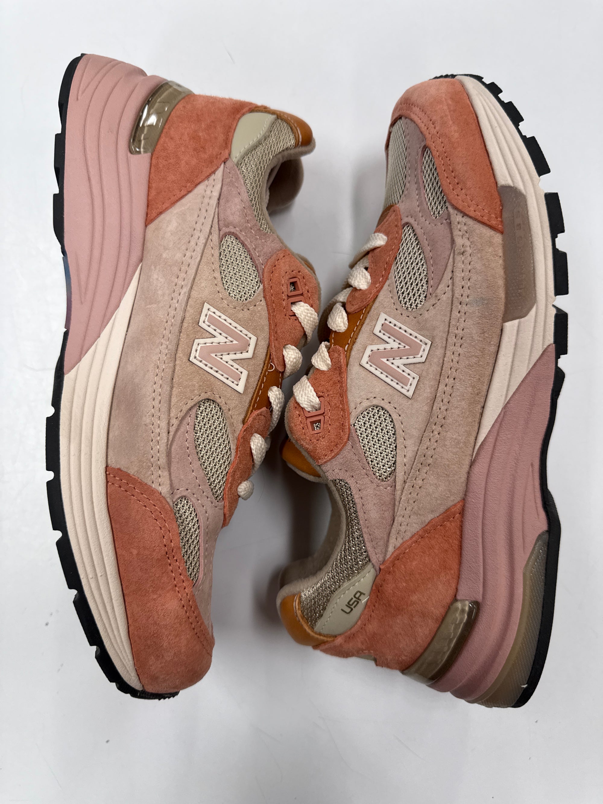 NEW BALANCE 992 JOE FRESHGOODS AGED WELL - SIZE 8.5 (WORN)