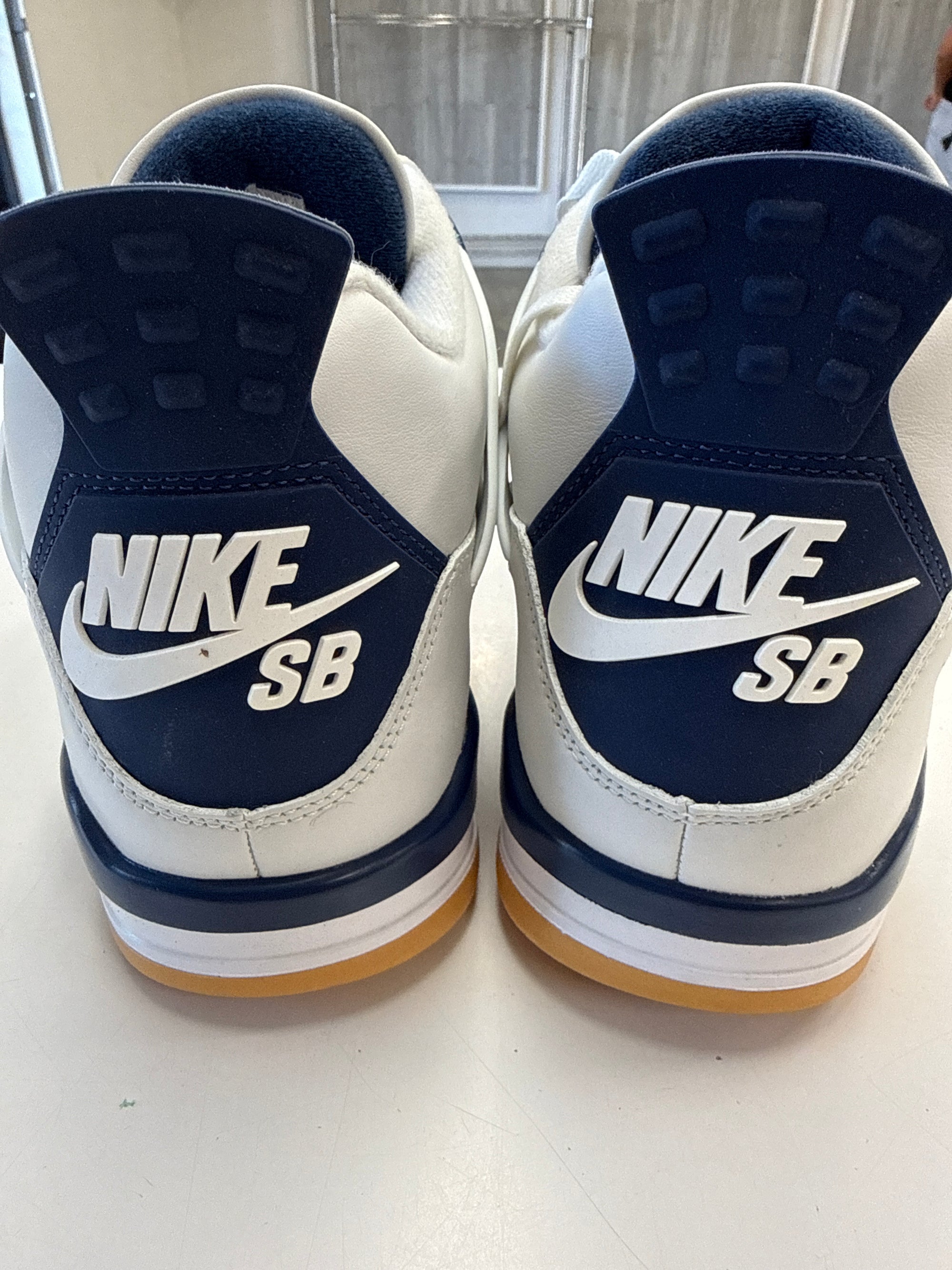 AIR JORDAN 4 NAVY SB - SIZE 12 (WORN)