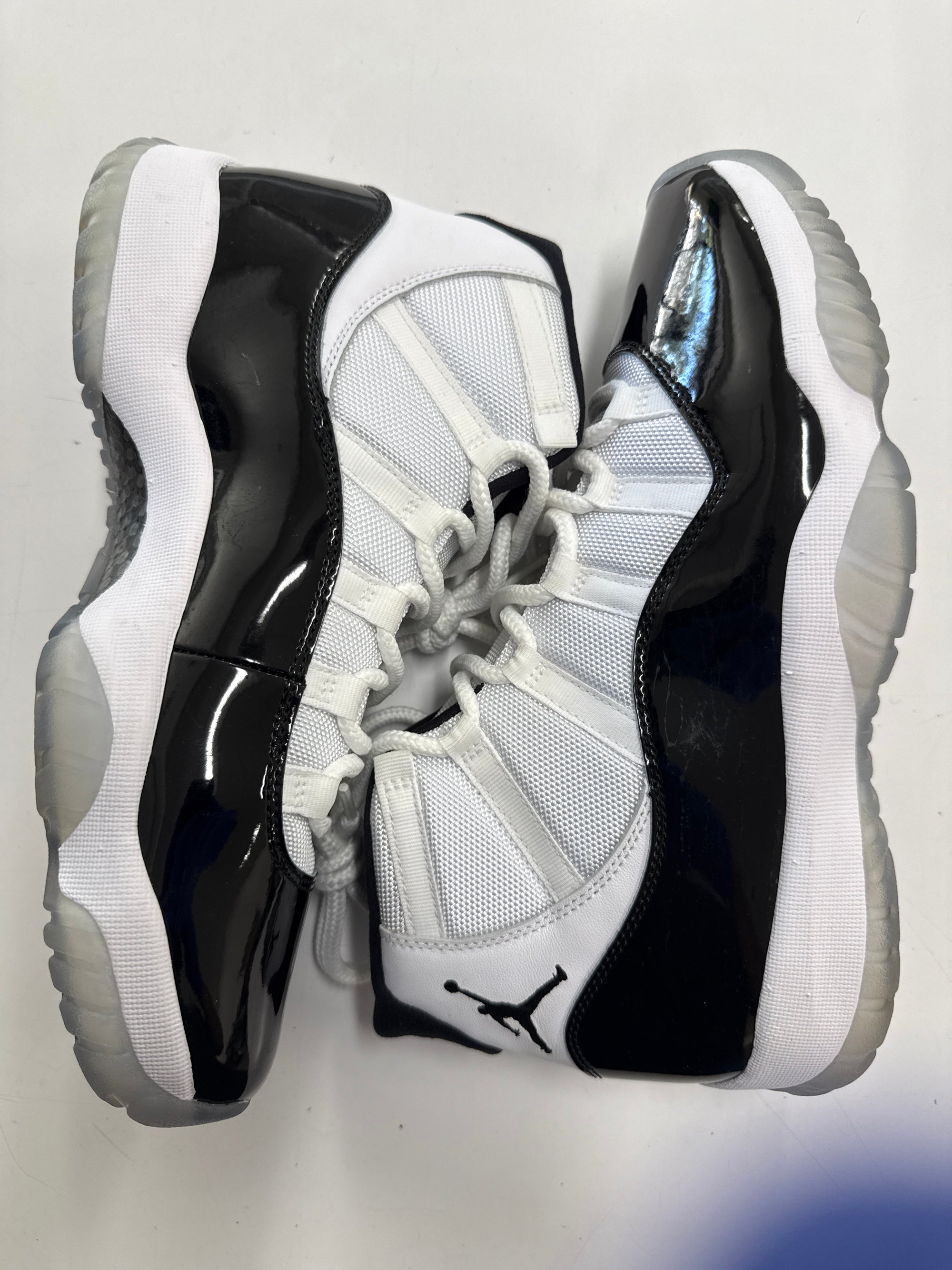 AIR JORDAN 11 CONCORD - SIZE 10 (WORN) - SUPER CLEAN