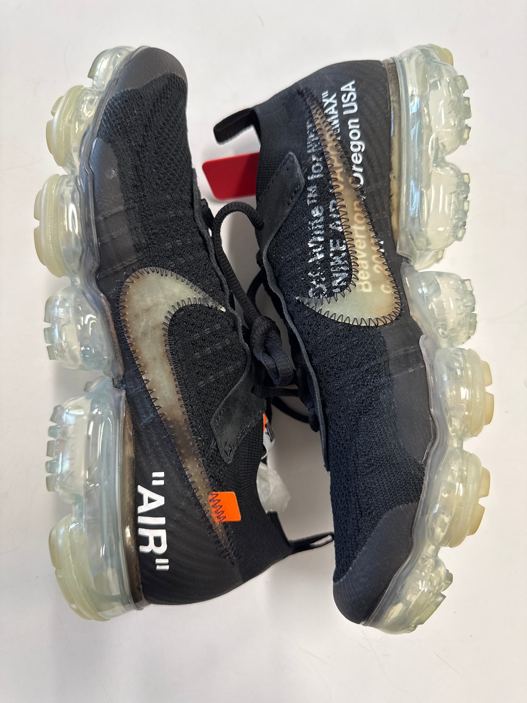 OFF WHITE AIR VAPORMAX BLACK 2018 - SIZE 9.5 (WORN)