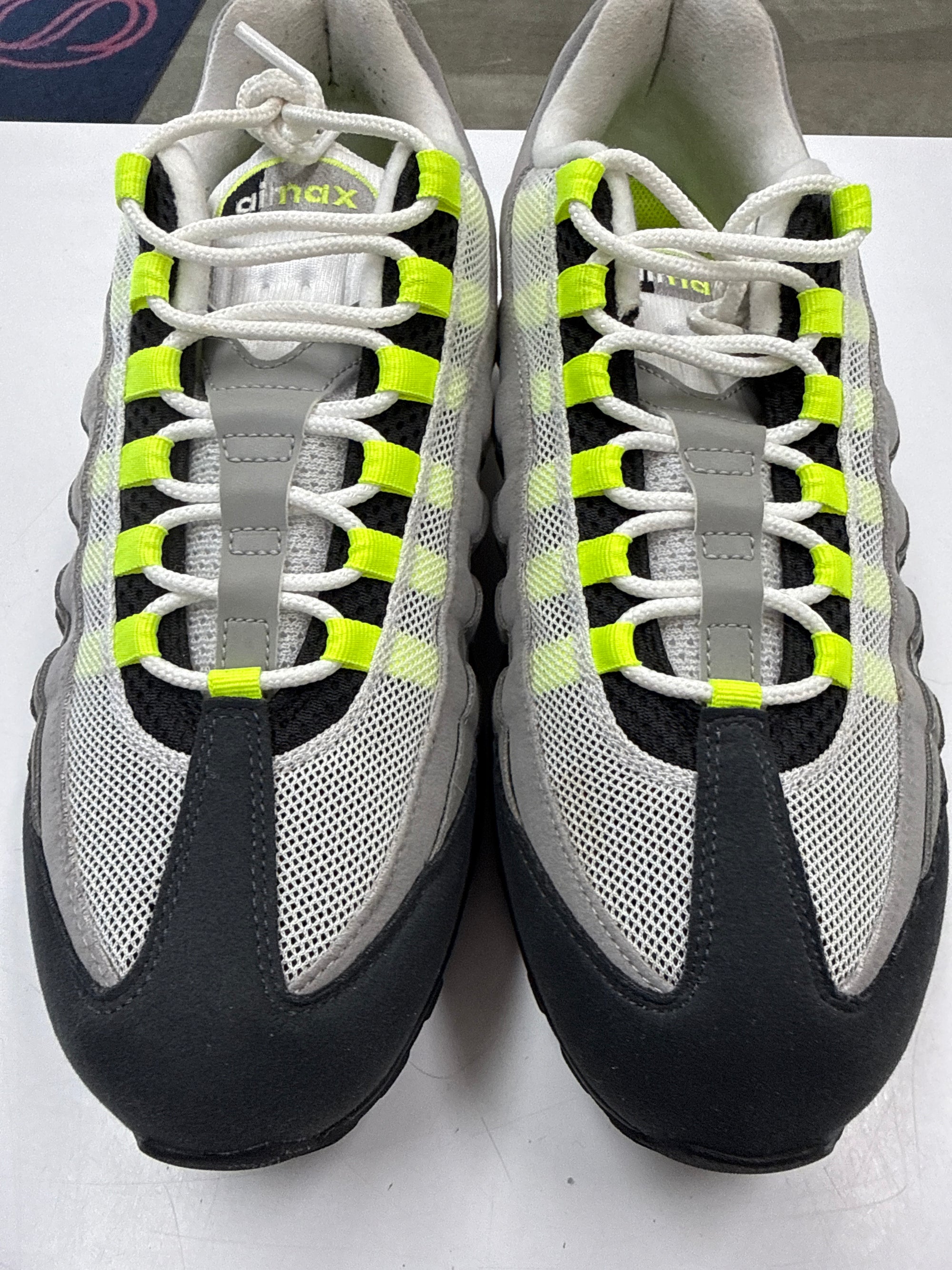 AIR MAX 95 OG BIG BUBBLE NEON 2025/2026 - SIZE 11.5 (WORN)