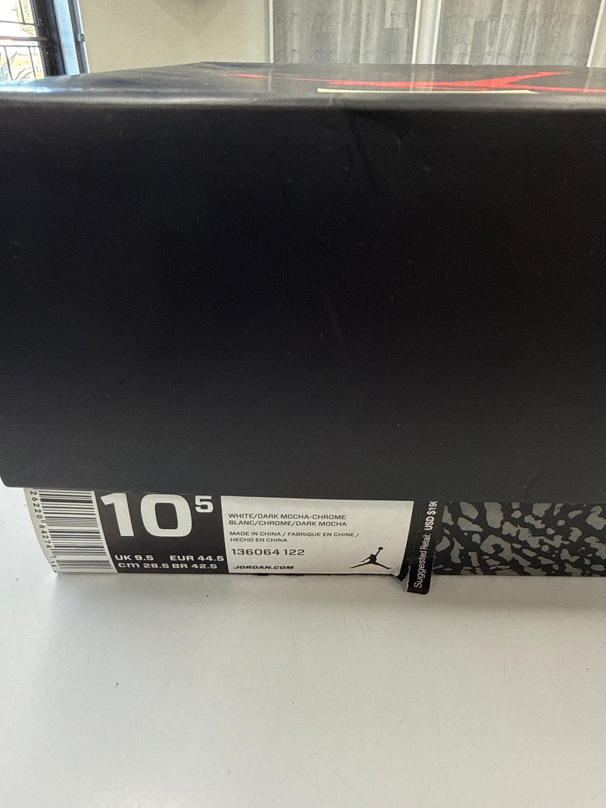 AIR JORDAN 3 MOCHA 2018 - SIZE 10.5 (WORN)