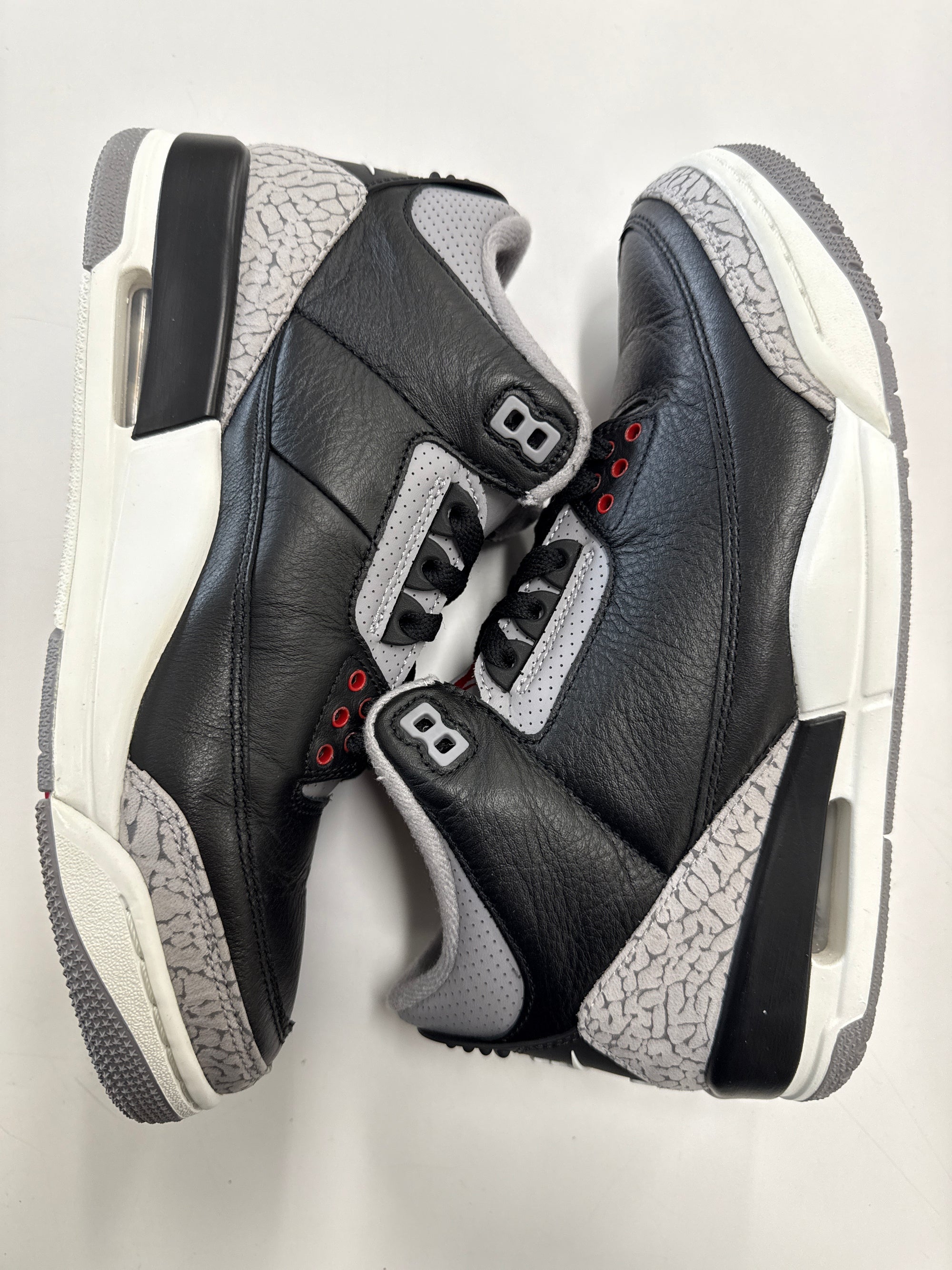 AIR JORDAN 3 OG BLACK CEMENT 2024- SIZE 8 (WORN)