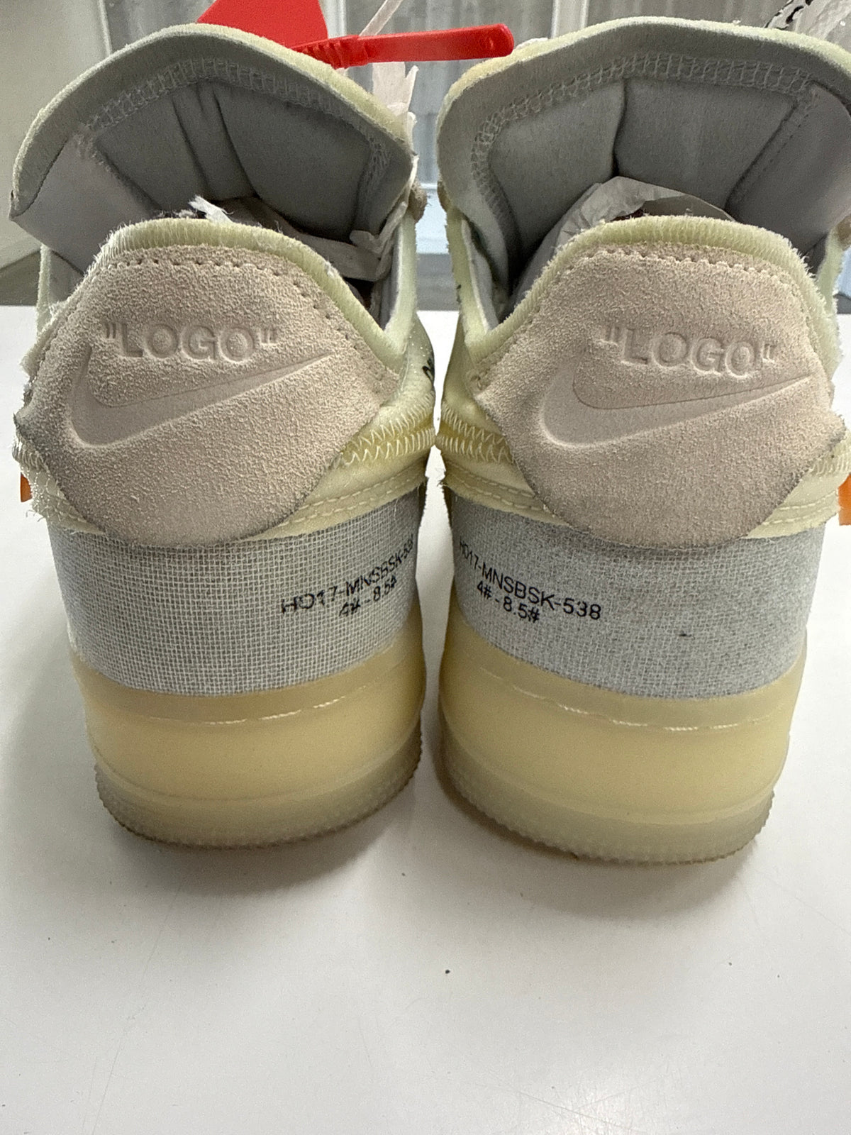 OFF WHITE AIR FORCE 1 LOW WHITE - SIZE 8 (WORN)