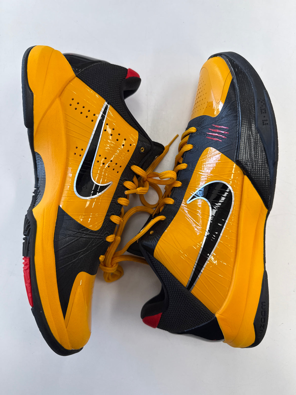 KOBE 5 PROTRO BRUCE LEE - SIZE 10.5 (WORN) - NO BOX - SUPER CLEAN