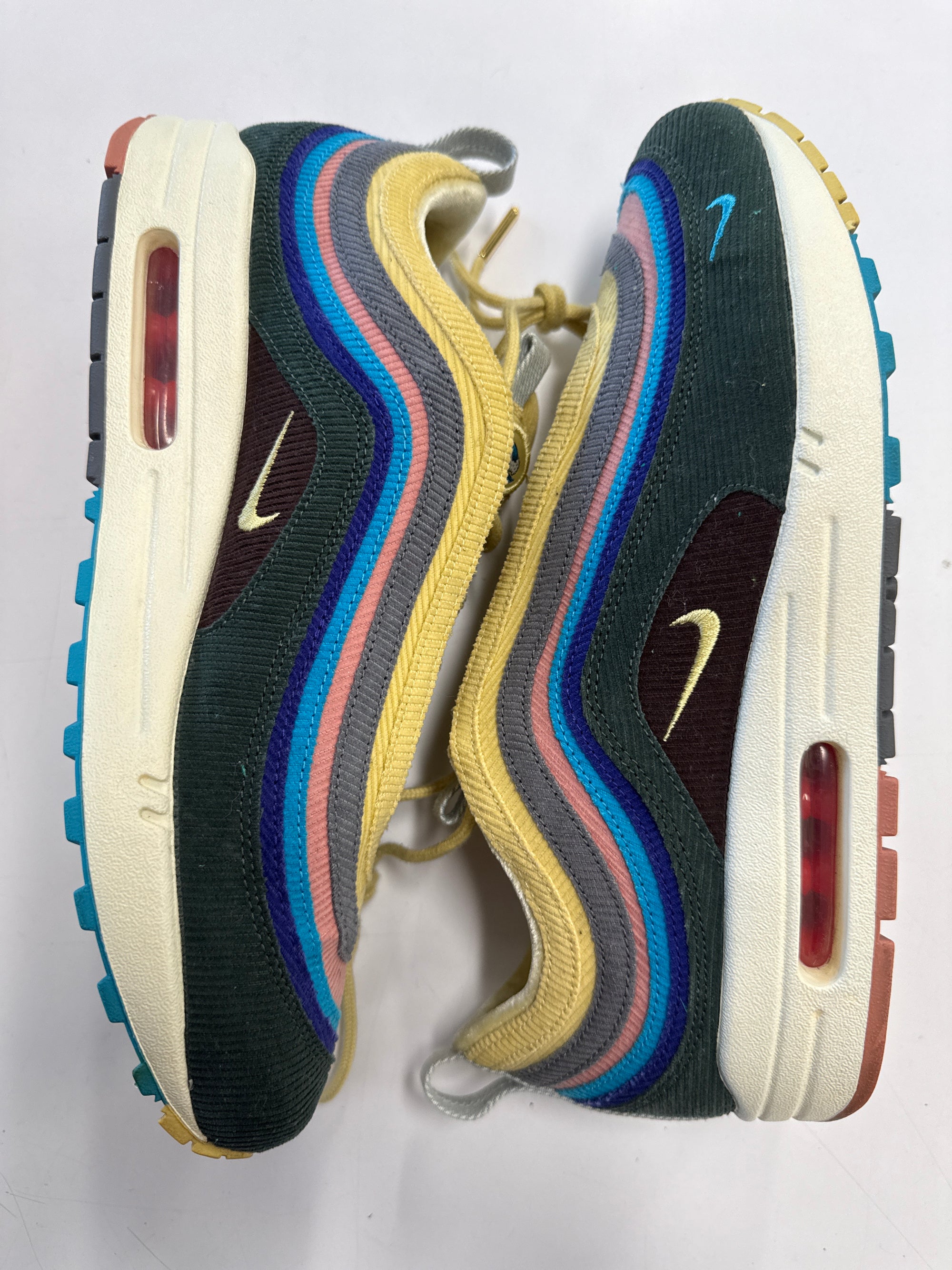AIR MAX 1/97 SEAN  WOTHERSPOON - SIZE 10 (WORN)