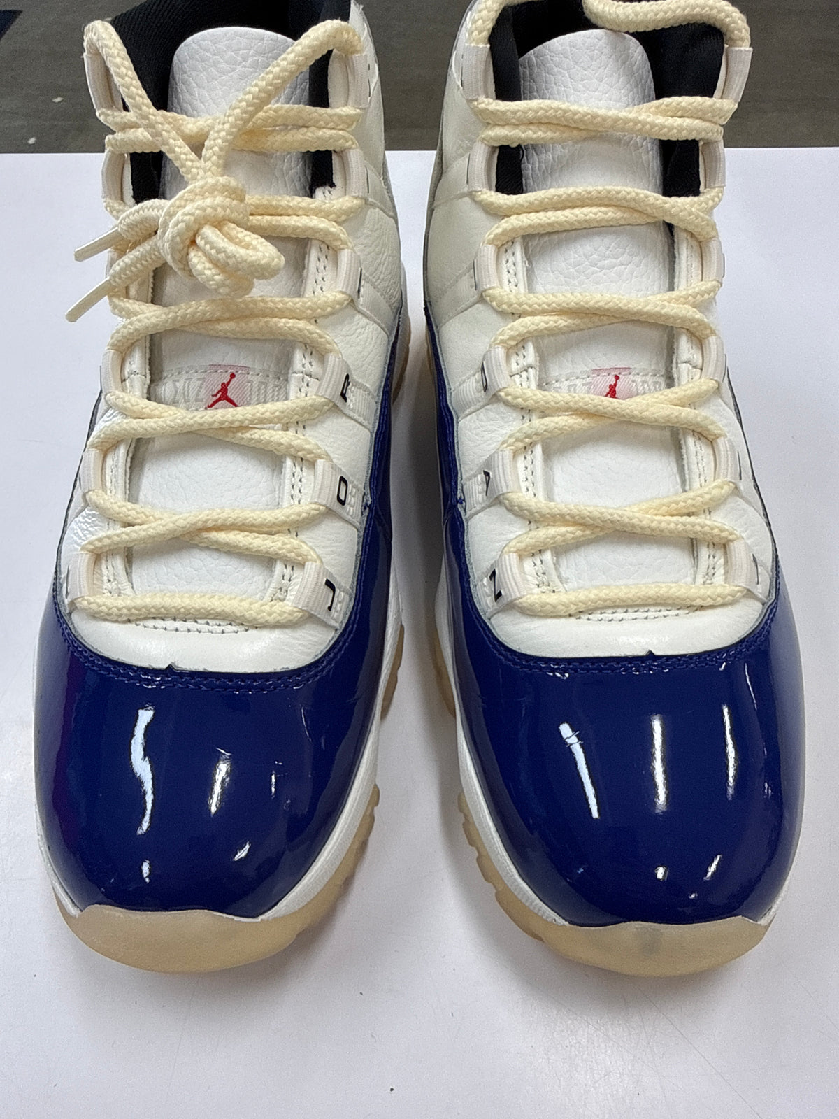 AIR JORDAN 11 RARE AIR - SIZE 10 (WORN) - SUPER CLEAN
