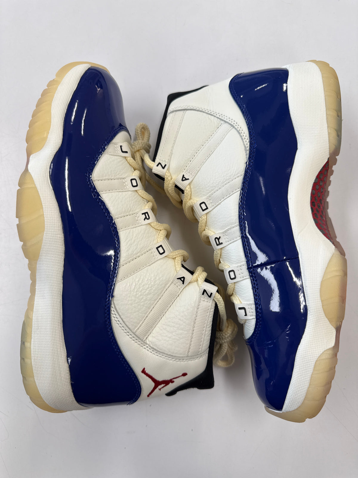 AIR JORDAN 11 RARE AIR - SIZE 10 (WORN) - SUPER CLEAN