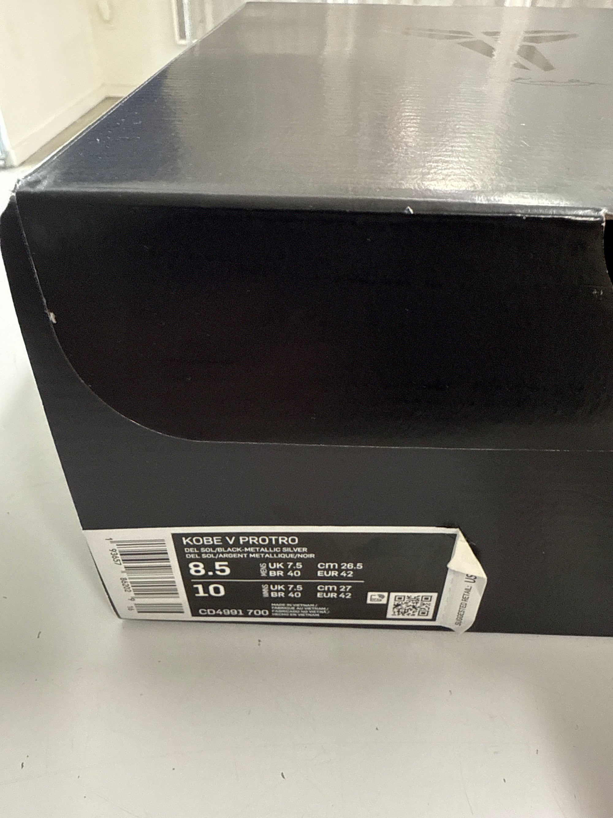 KOBE 5 PROTRO BRUCE LEE - SIZE 8.5 (WORN) - SUPER CLEAN