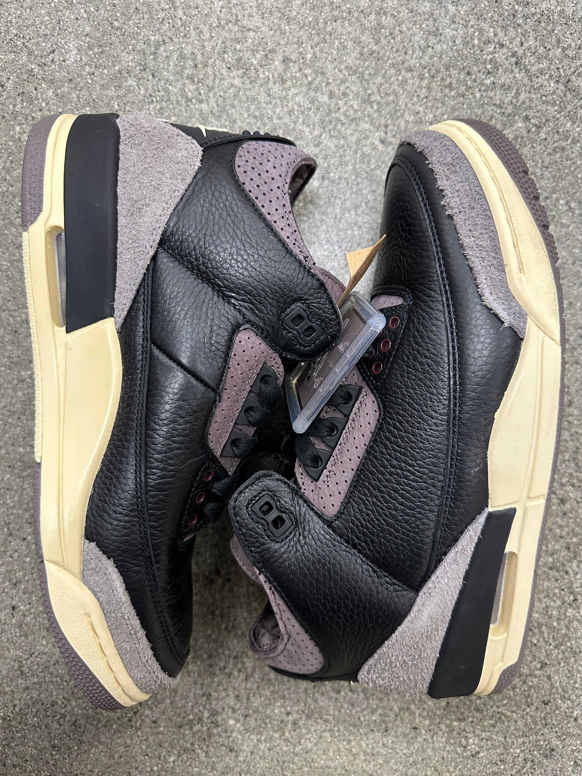 WMNS AIR JORDAN 3 AMA MANIERE - SIZE W9.5 M8 (WORN) (SUPER CLEAN)