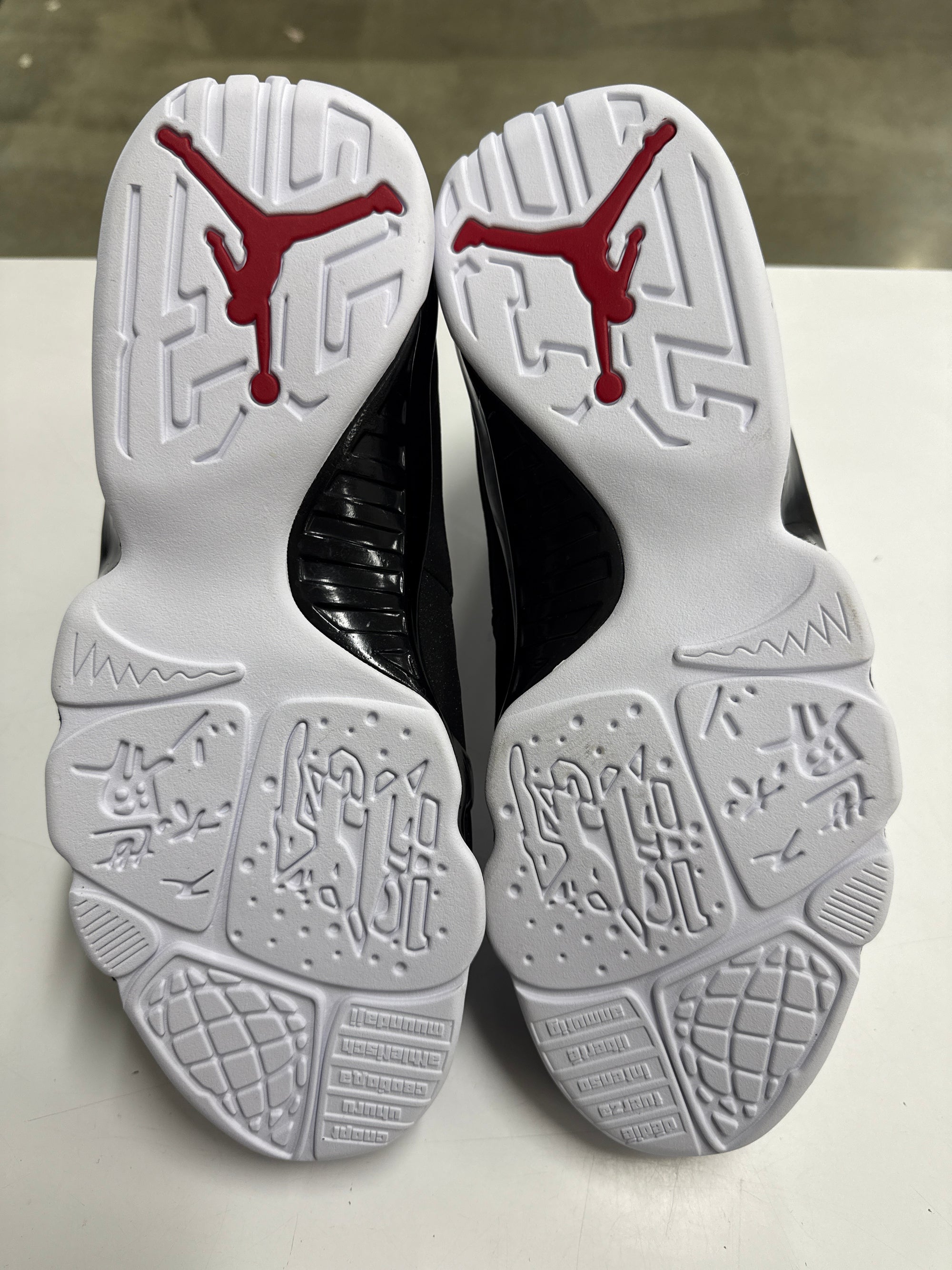 AIR JORDAN 9 WHITE RED BLACK 2010 - SIZE 11.5 (WORN) - SUPER CLEAN