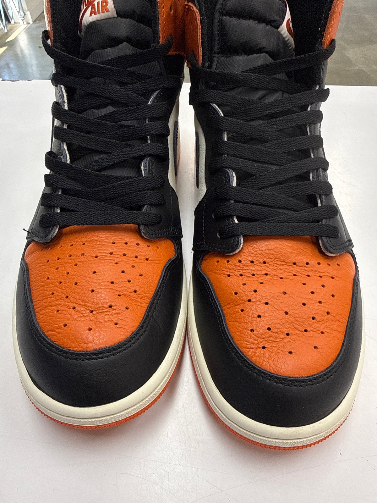 AIR JORDAN 1 HIGH SHATTERED BACKBOARD 2025 - SIZE 13 (WORN)