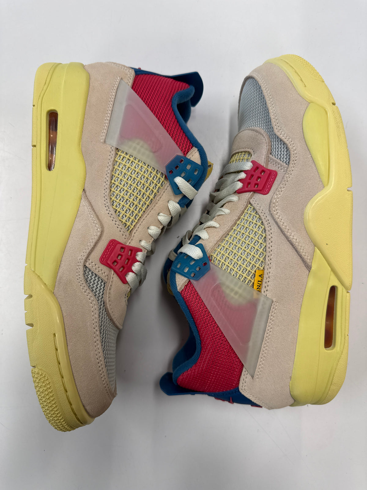 AIR JORDAN 4 UNION GUAVA - SIZE 10.5 (WORN) - SUPER CLEAN