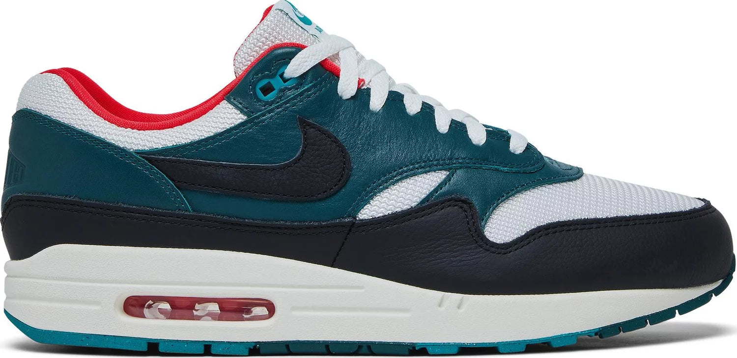 Nike Air Max 1 Premium &quot;LIVERPOOL F.C.&quot;