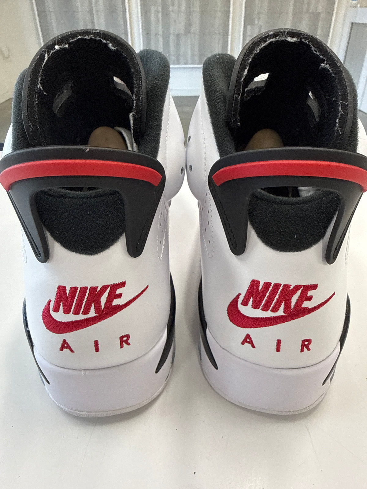 AIR JORDAN 6 CARMINE - SIZE 9.5 (WORN) - SUPER CLEAN