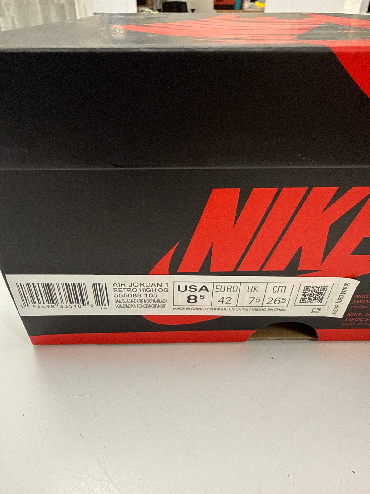 AIR JORDAN 1 HIGH DARK MOCHA - SIZE 8.5 (WORN)