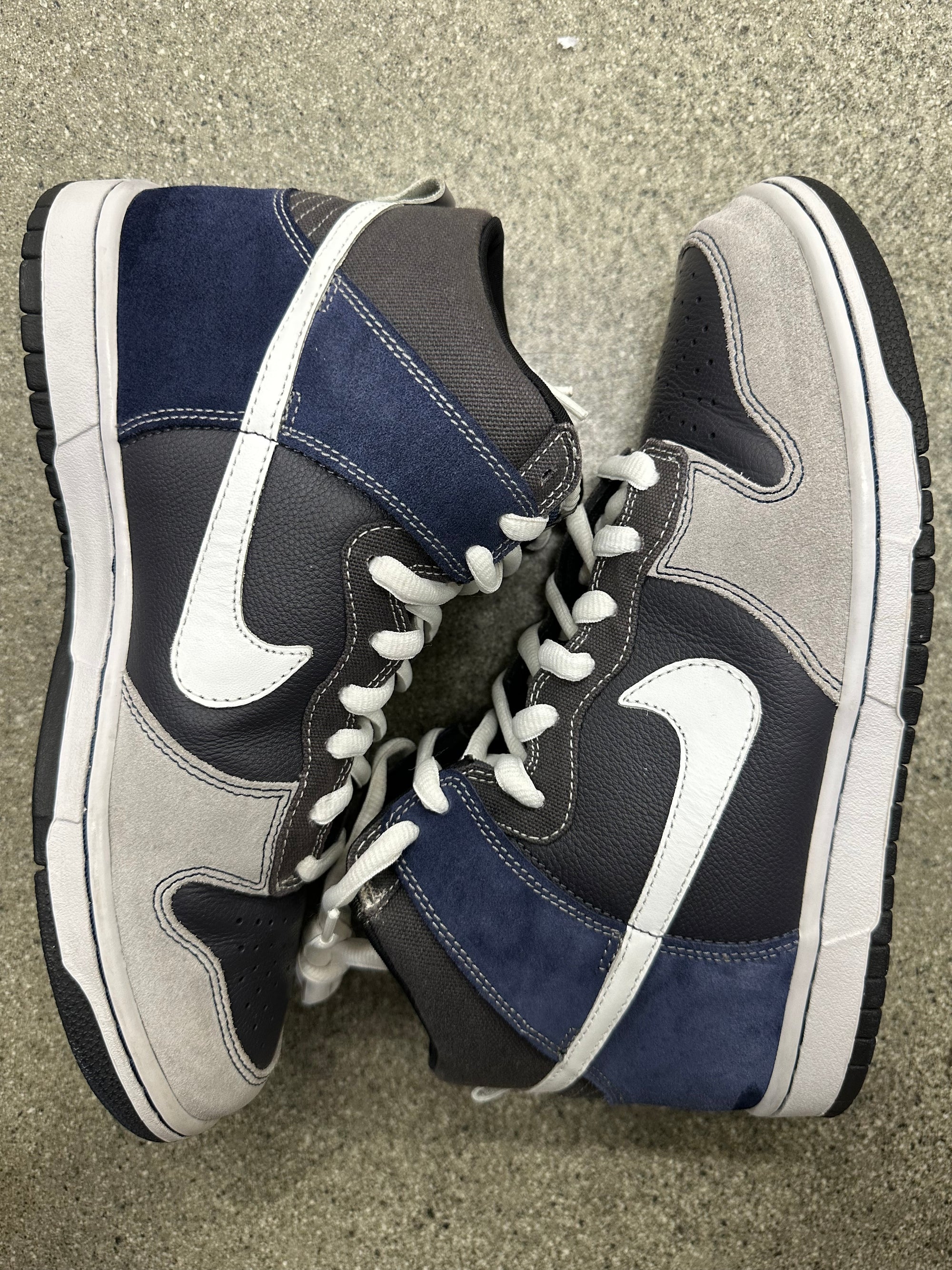 SB DUNK HIGH UN FUTURAS - SIZE 10 (WORN)