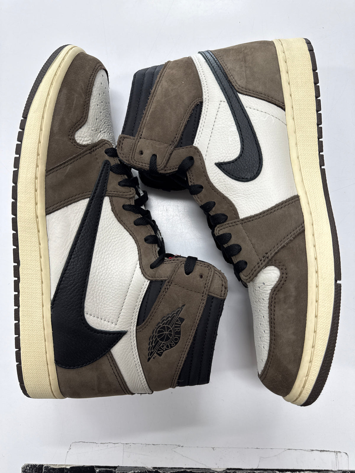 AIR JORDAN 1 HIGH TRAVIS SCOTT MOCHA - SIZE 12 (WORN) - SUPER CLEAN