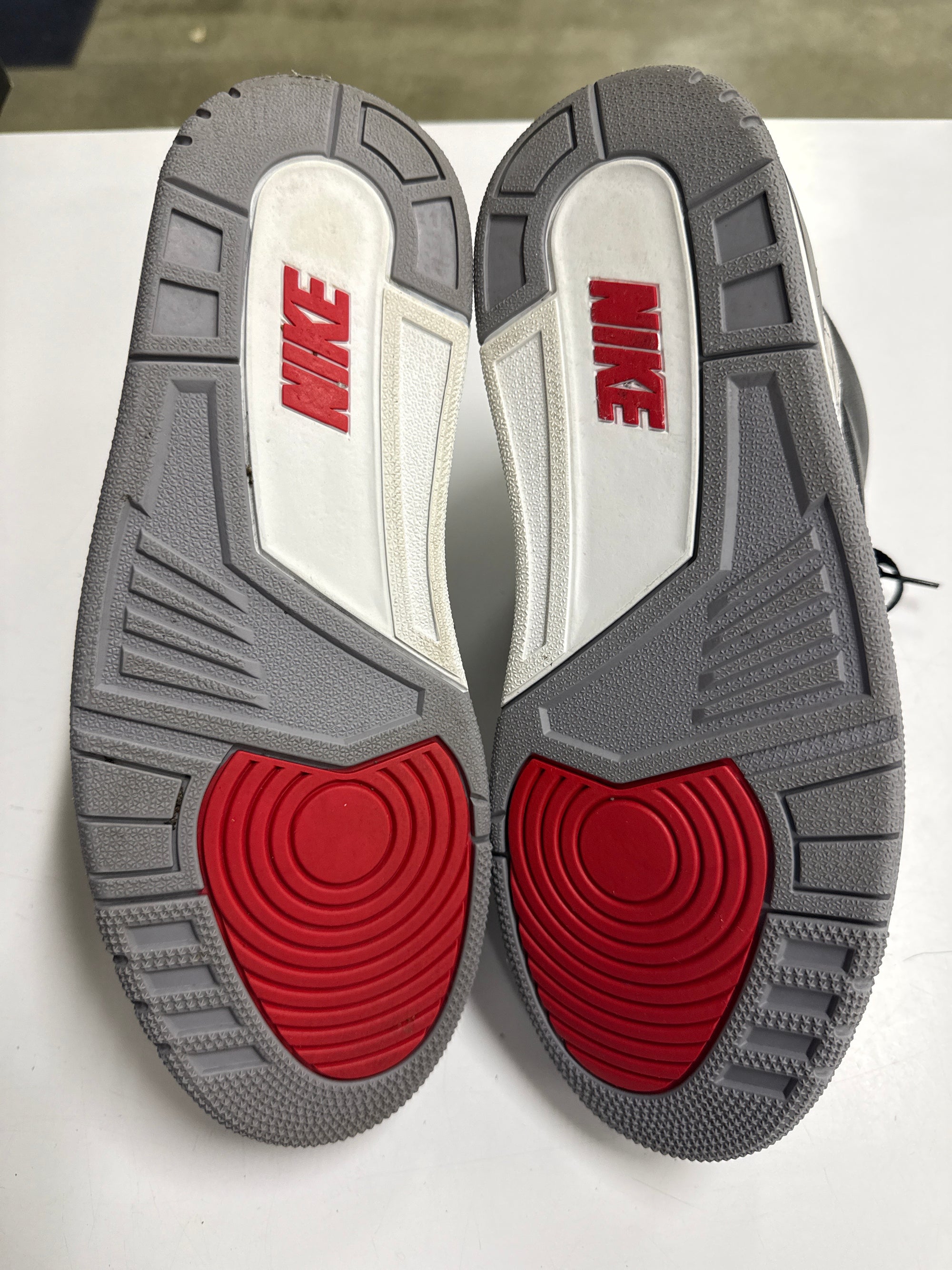 AIR JORDAN 3 BLACK CEMENT 2024 - SIZE 10 (WORN)