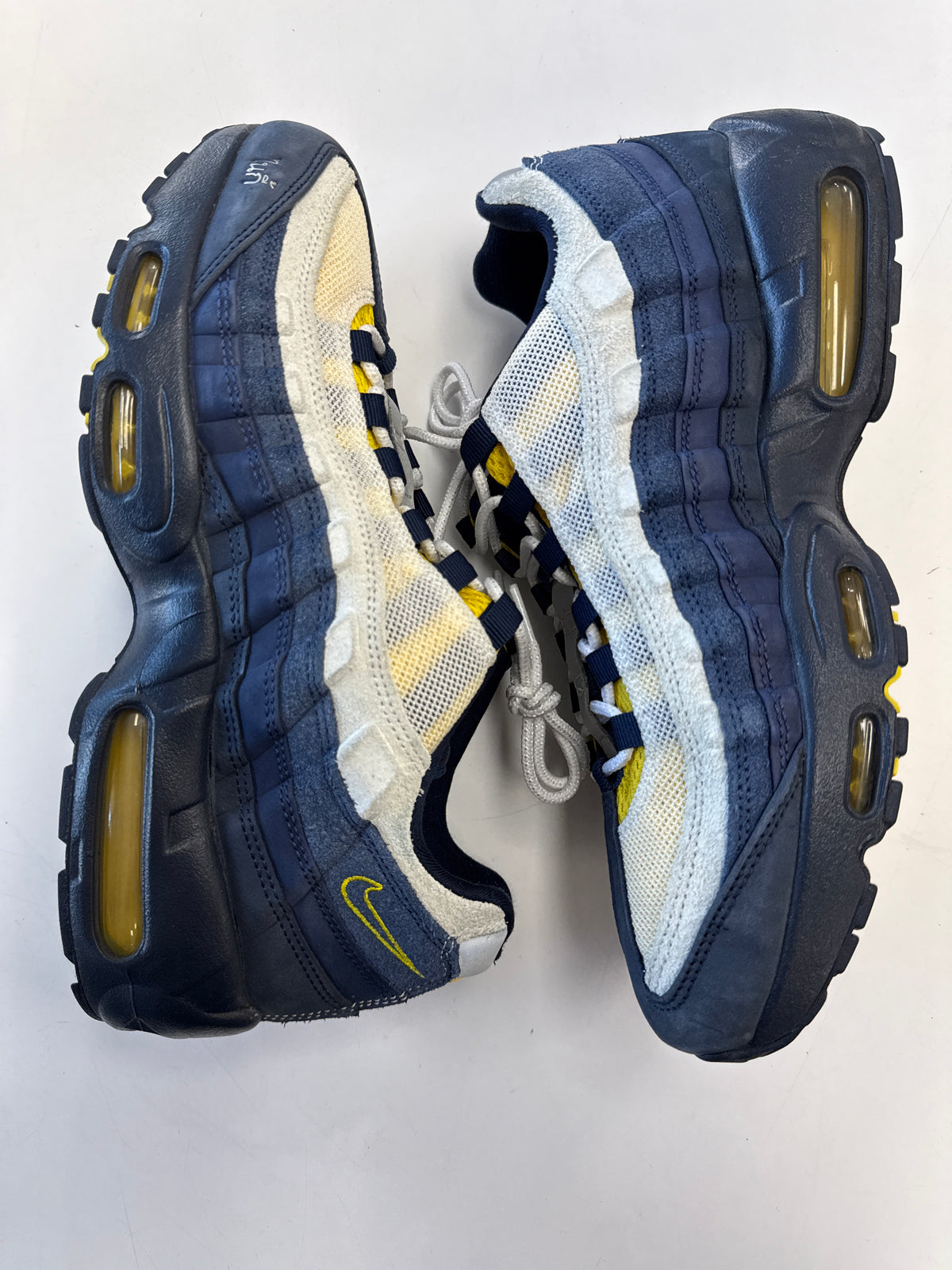 AIR MAX 95 SB ERIC KOSTON OBSIDIAN SPEED YELLOW - SIZE 10.5 (WORN)