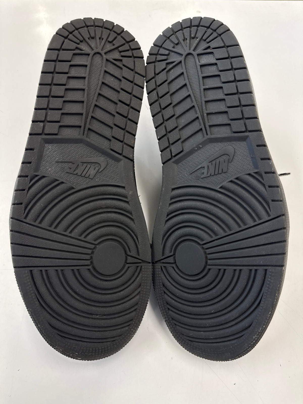 AIR JORADAN 1 LOW TRAVIS SCOTT PHANTOM - SIZE 8 (WORN)