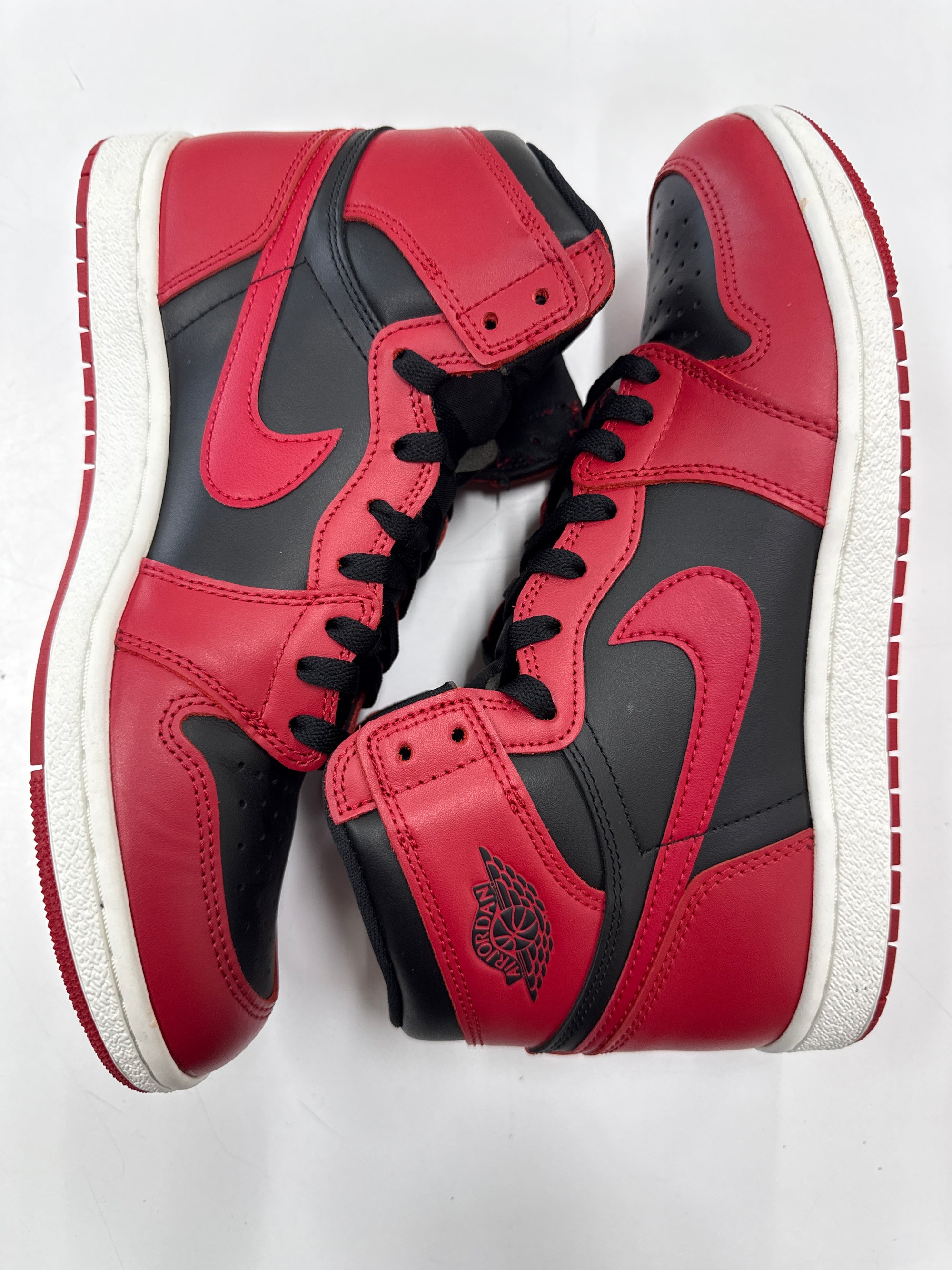 AIR JORDAN 1 HIGH 85 VARSITY RED - SIZE 10 (WORN)