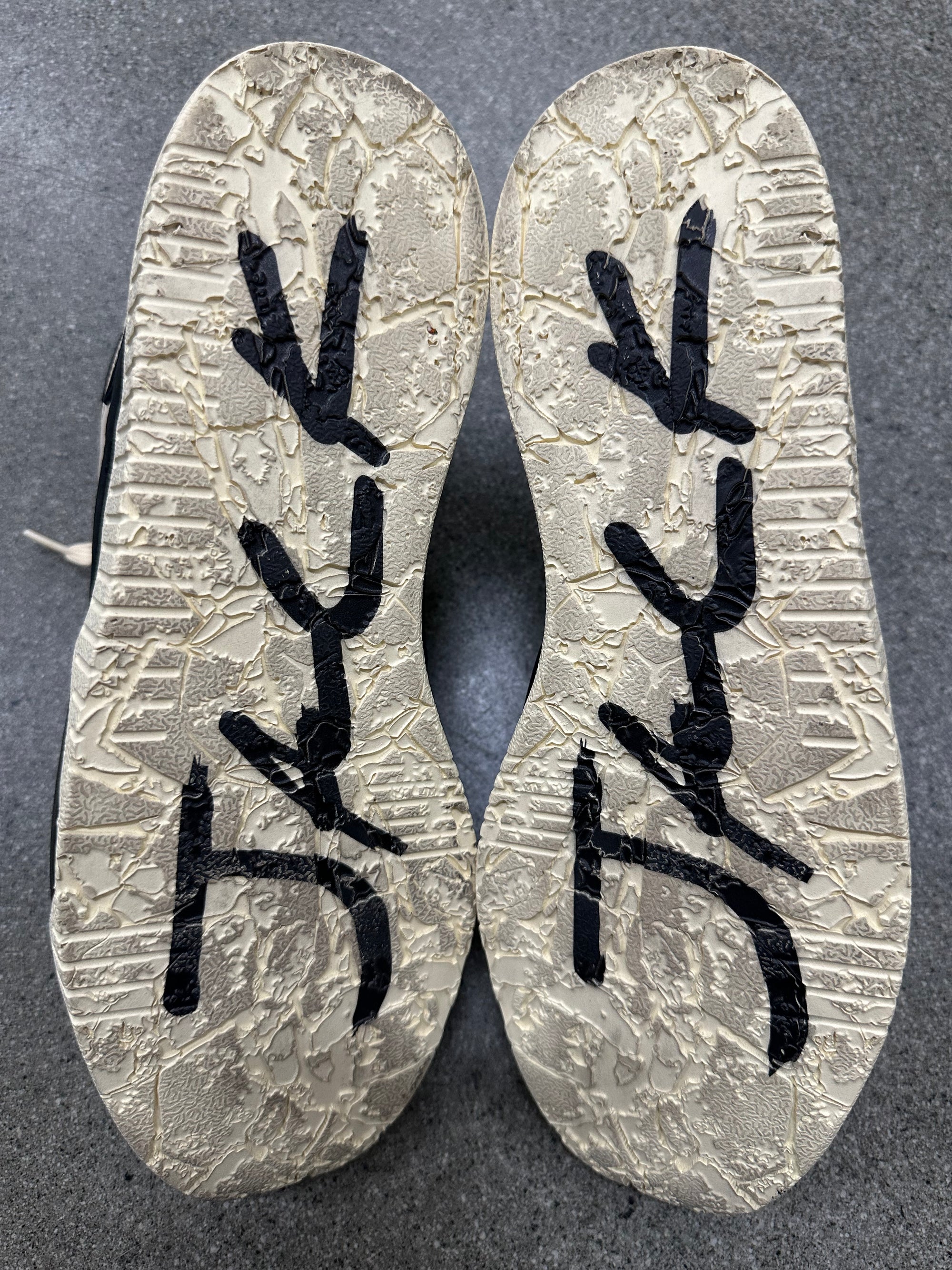JUMPMAN JACK TRAVIS SCOTT BRIGHT CACTUS - SIZE 11 (WORN)