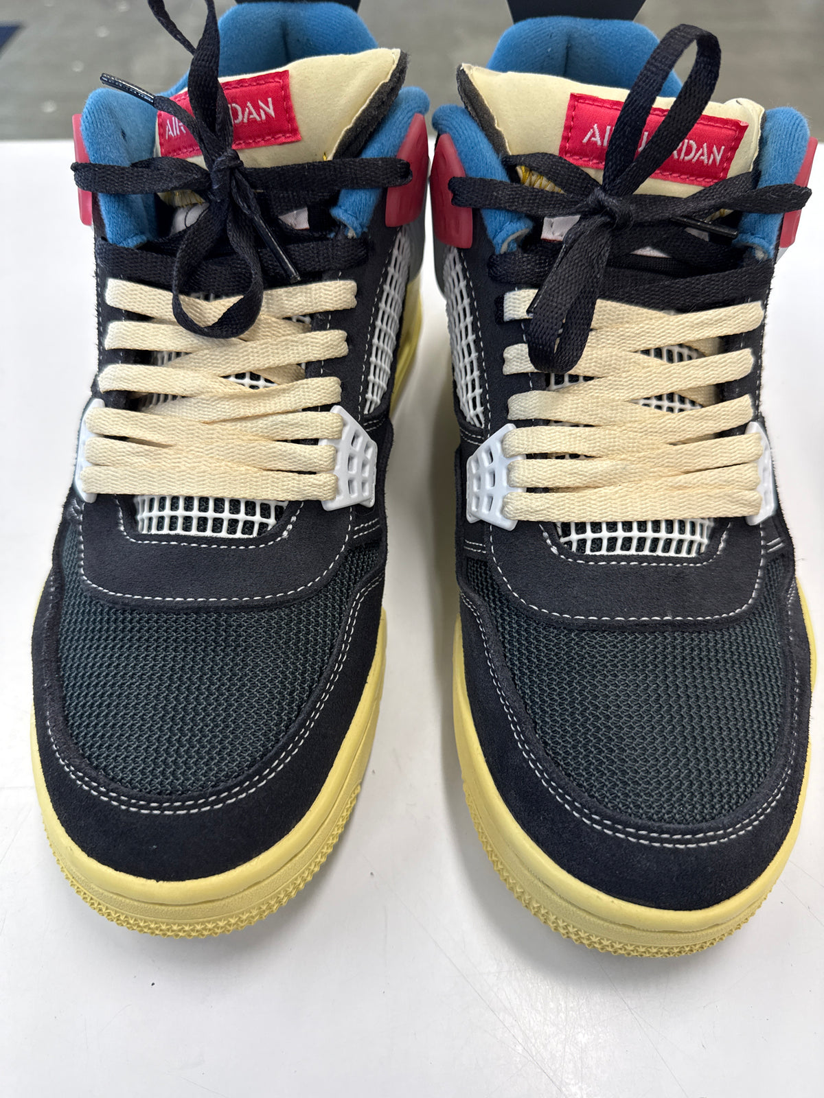 AIR JORDAN 4 UNION OFF NOIR - SIZE 10.5 (WORN)