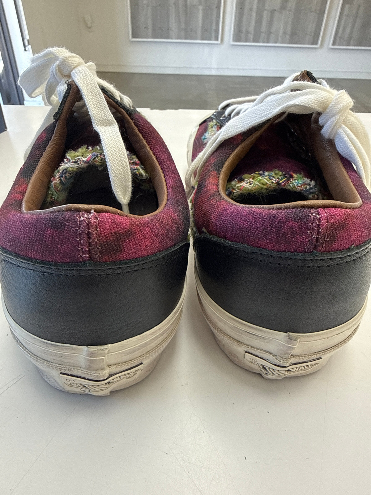 VANS OLD SKOOL 36 SOUVENIR BURGUNDY - SIZE 8.5 (WORN)