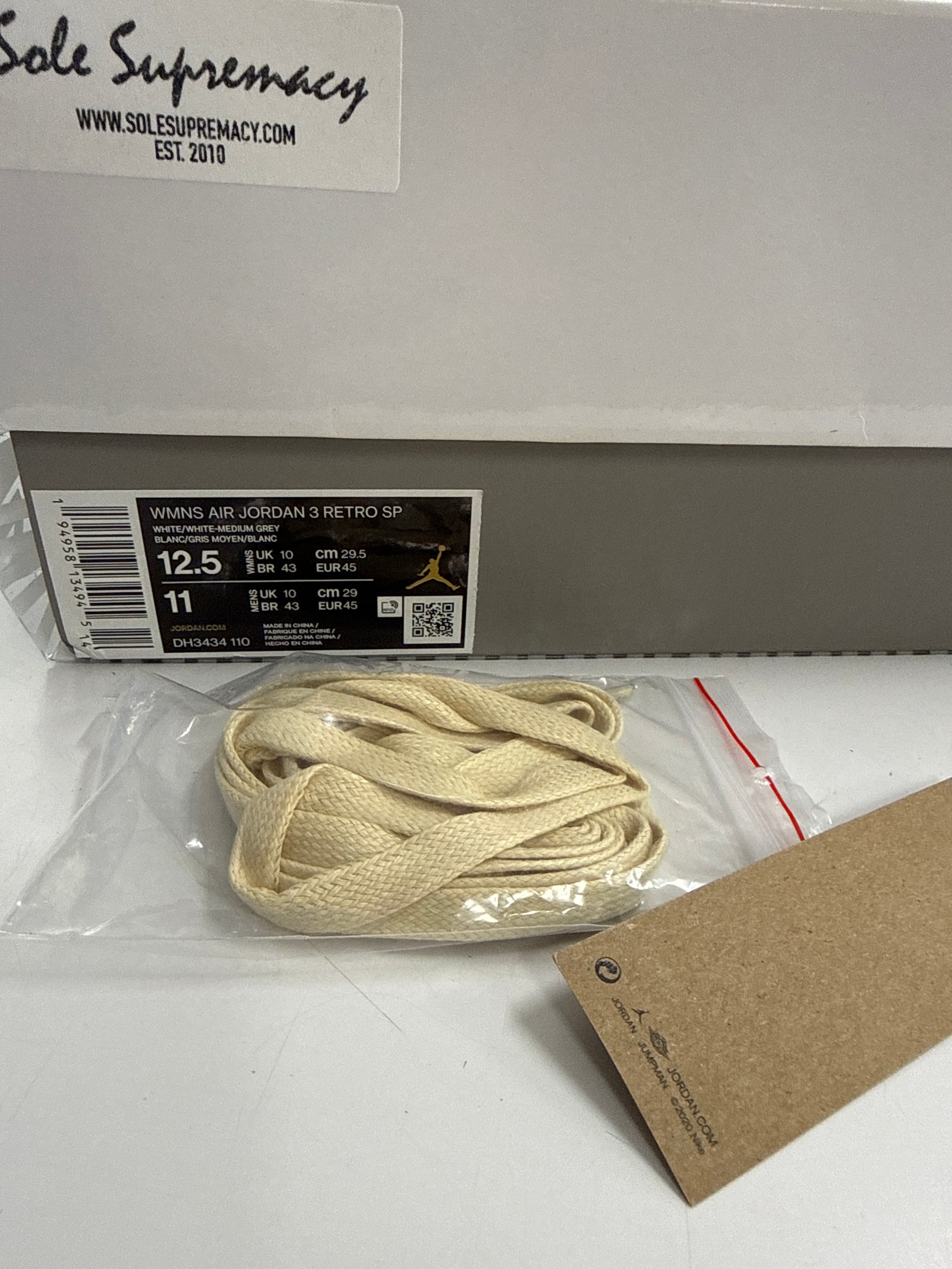 WMNS AIR JORDAN 3 A MA MANIERE WHITE - SIZE W12.5 M11 (WORN)