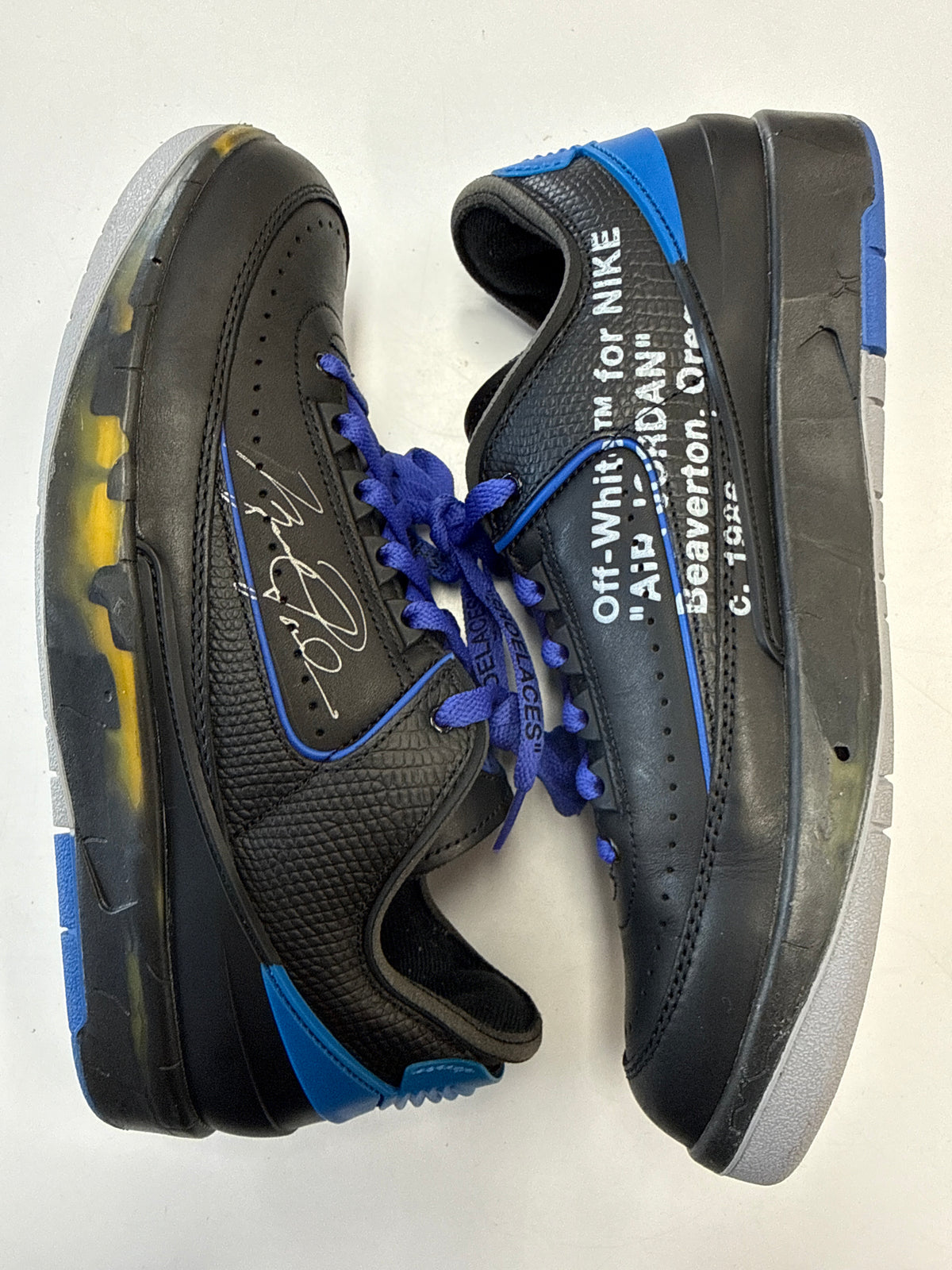 OFF WHITE AIR JORDAN 2 LOW BLACK BLUE - SIZE 9 (WORN)