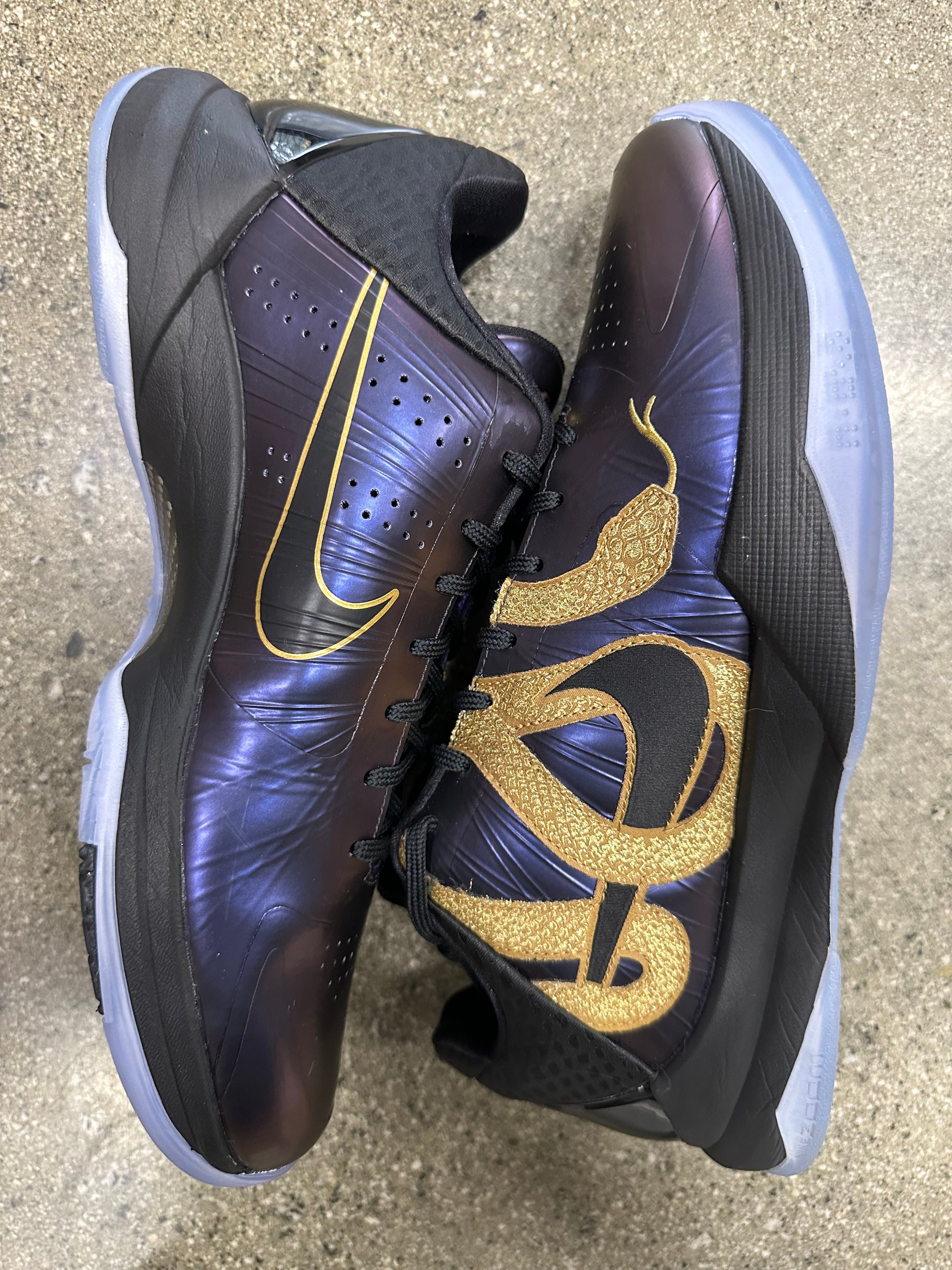 KOBE 5 PROTRO - SIZE 11.5 (WORN)