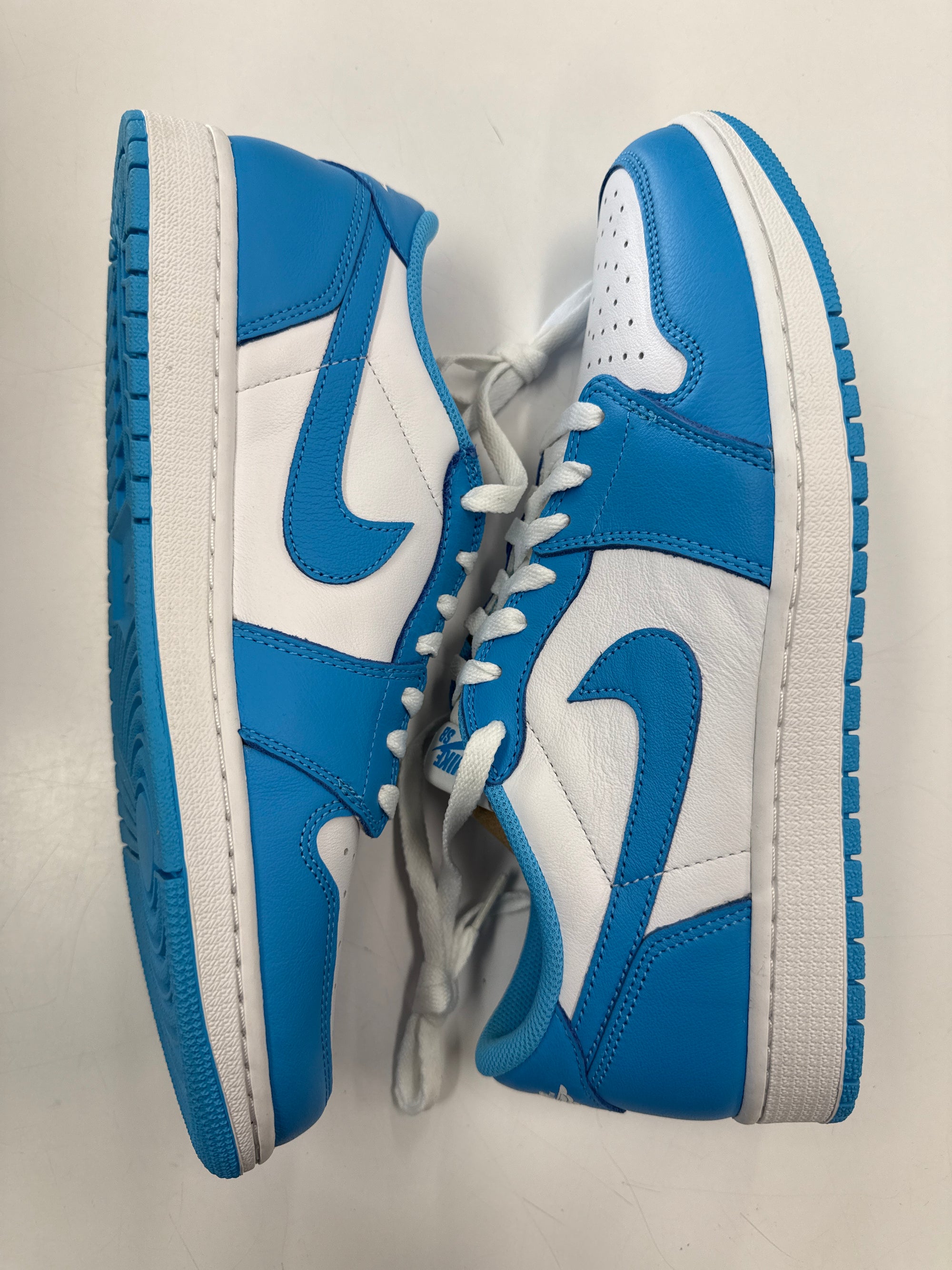 SB AIR JORDAN 1 LOW UNC - SIZE 11 (WORN)
