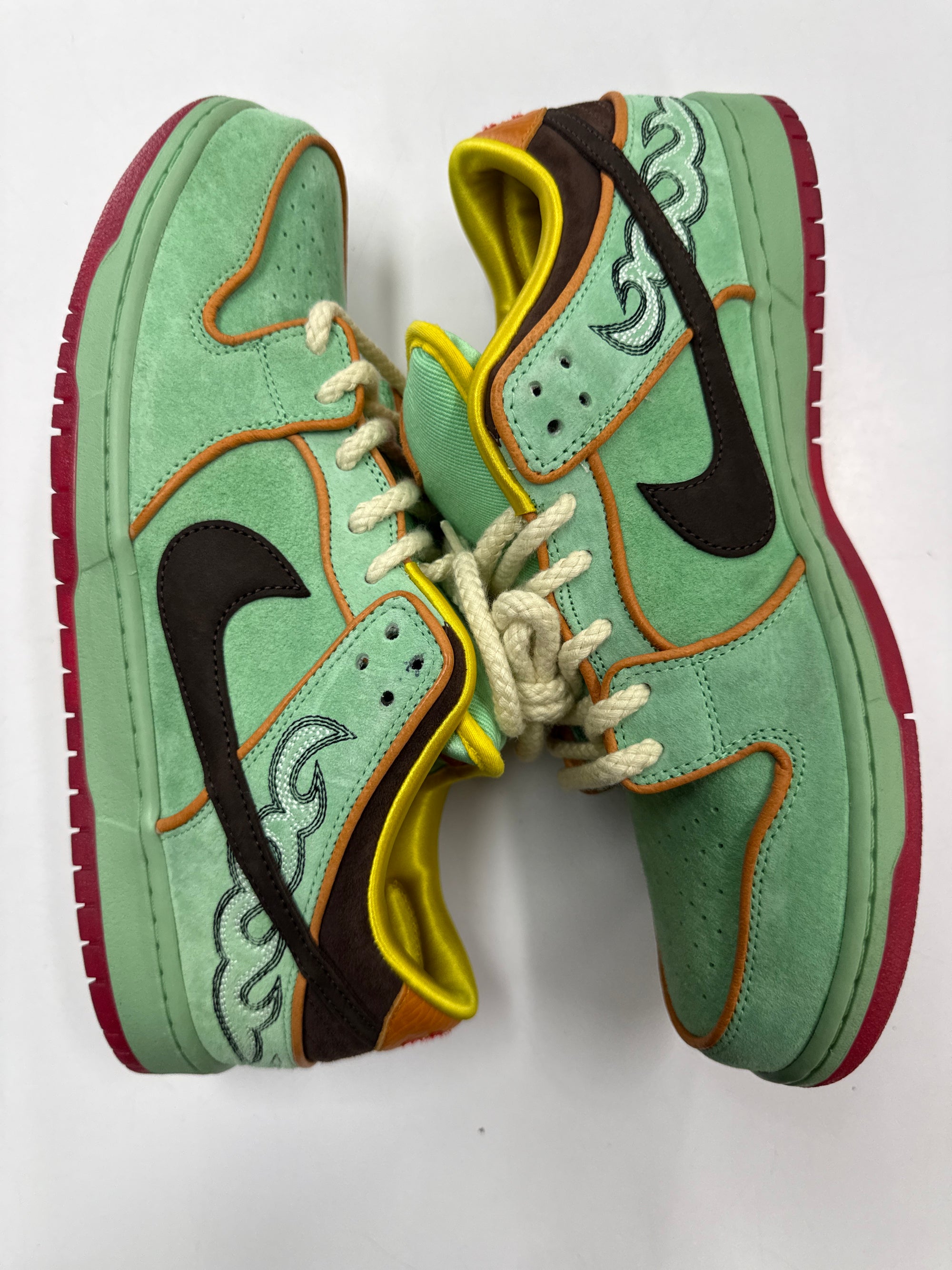 SB DUNK LOW RODEO TOURMALINE - SIZE 13 (WORN)