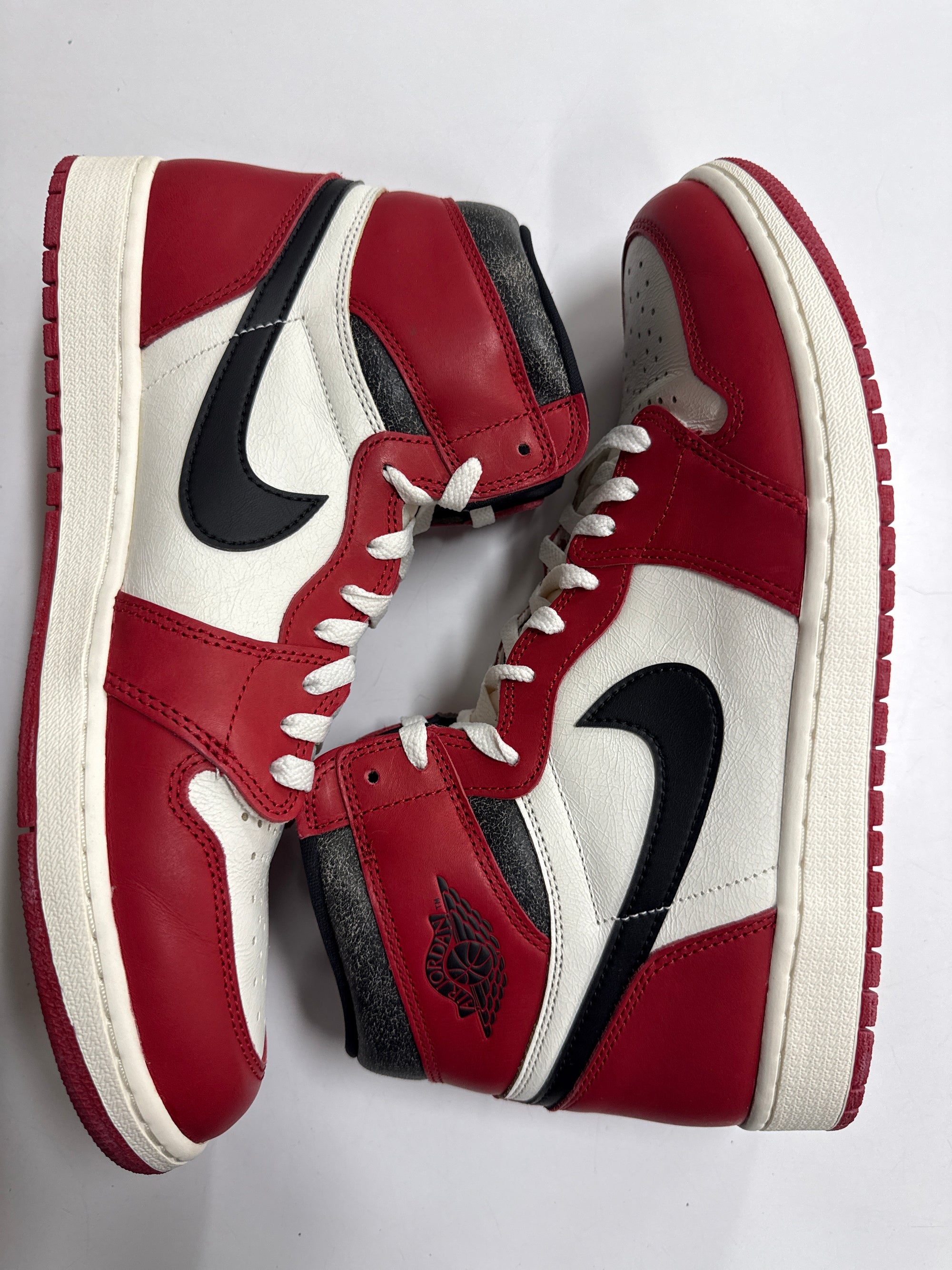 AIR JORDAN 1 HIGH CHICAGO LOST AND FOUND - SIZE 13 (WORN)