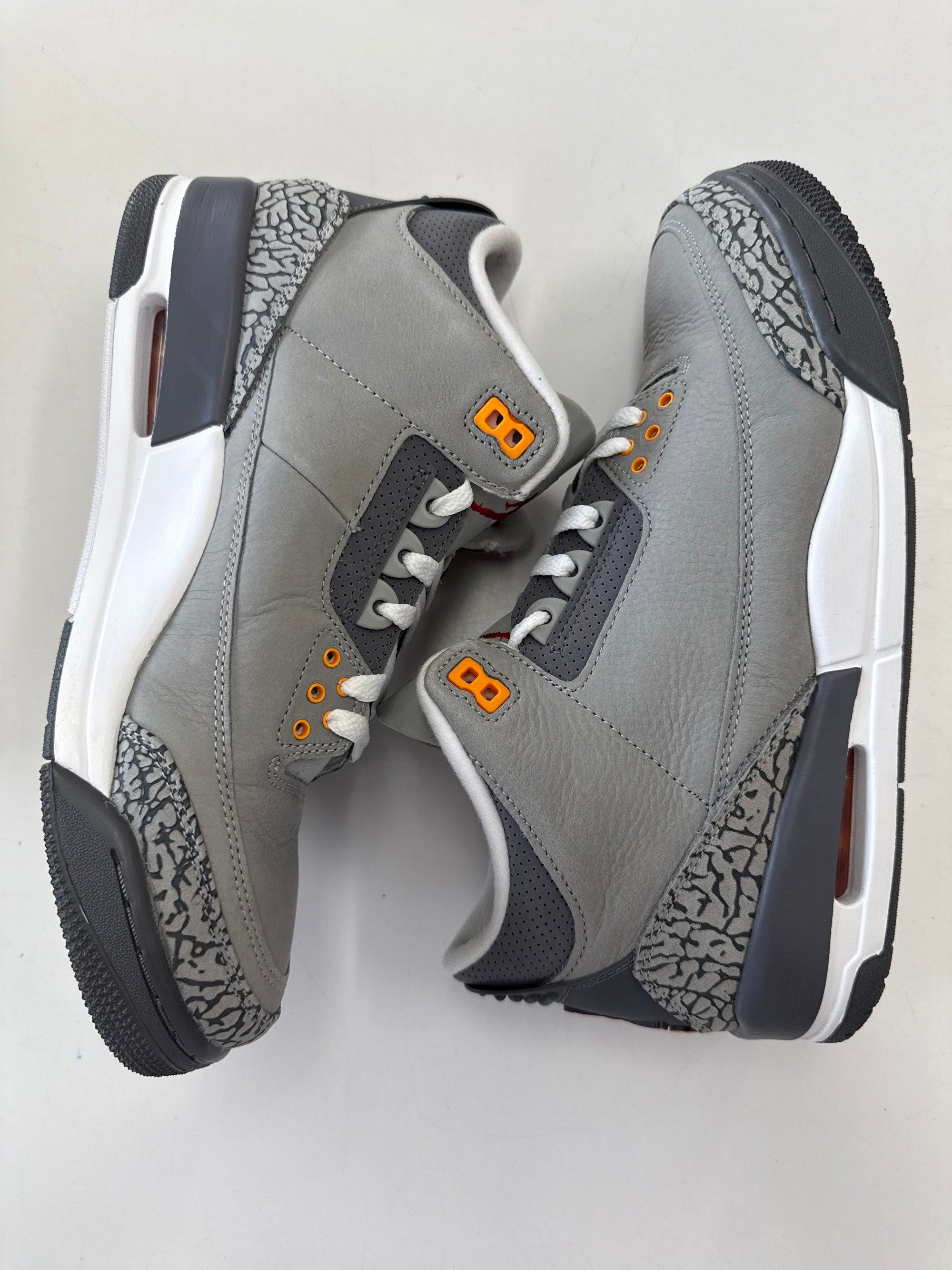 AIR JORDAN 3 COOL GREY 2021 - SIZE 10 (WORN)